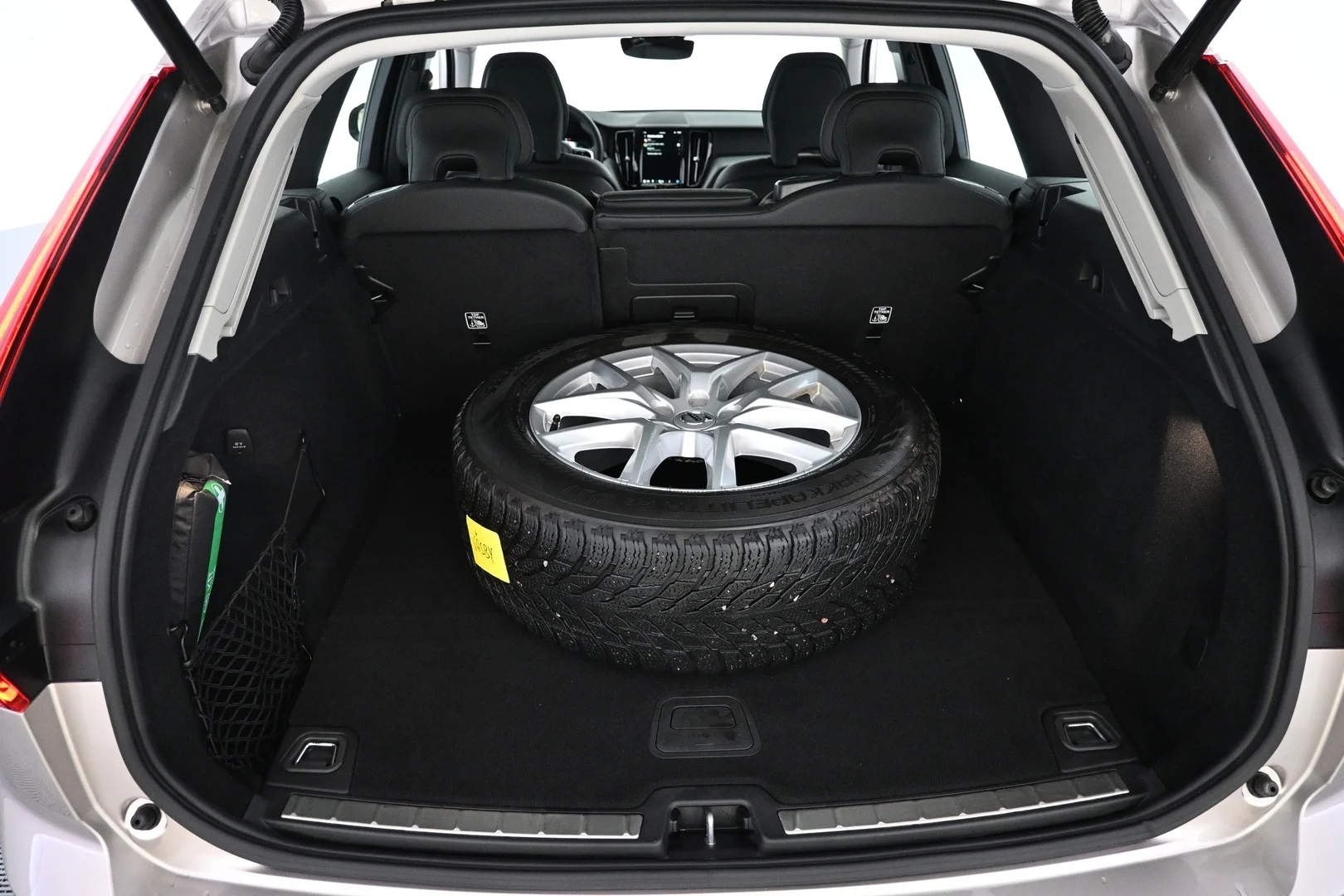 Car Image - 6bV15DpUPWJKIf401LAf6e