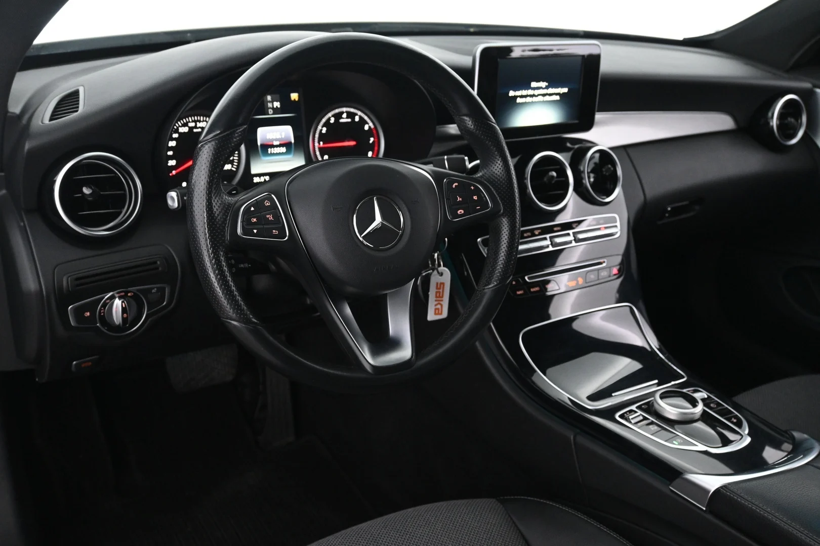 Car Image - 4UhoDgfqDD7OAkfyEvG5vn