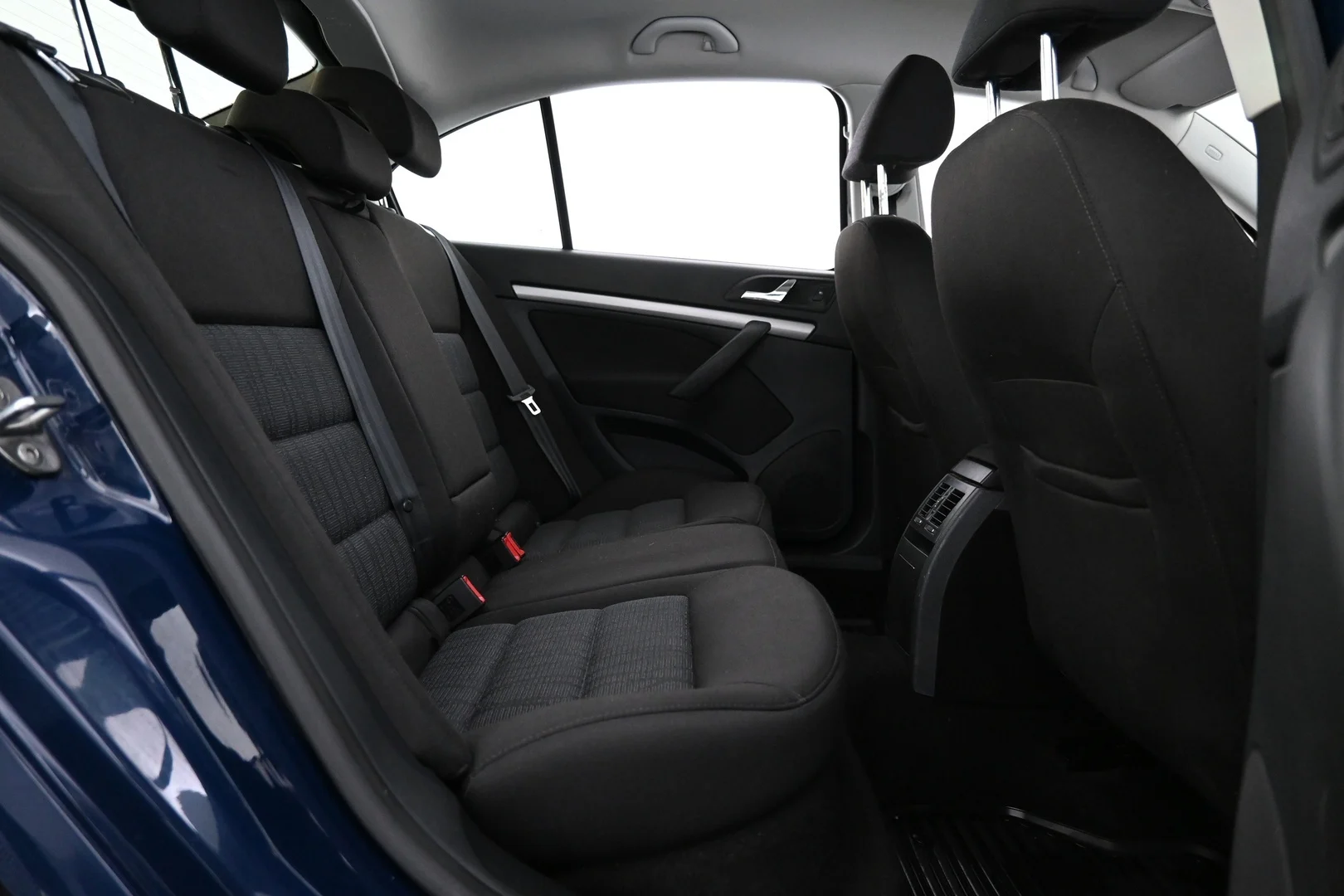Car Image - 4HRYf25eAqBAvSNR5o6sPH