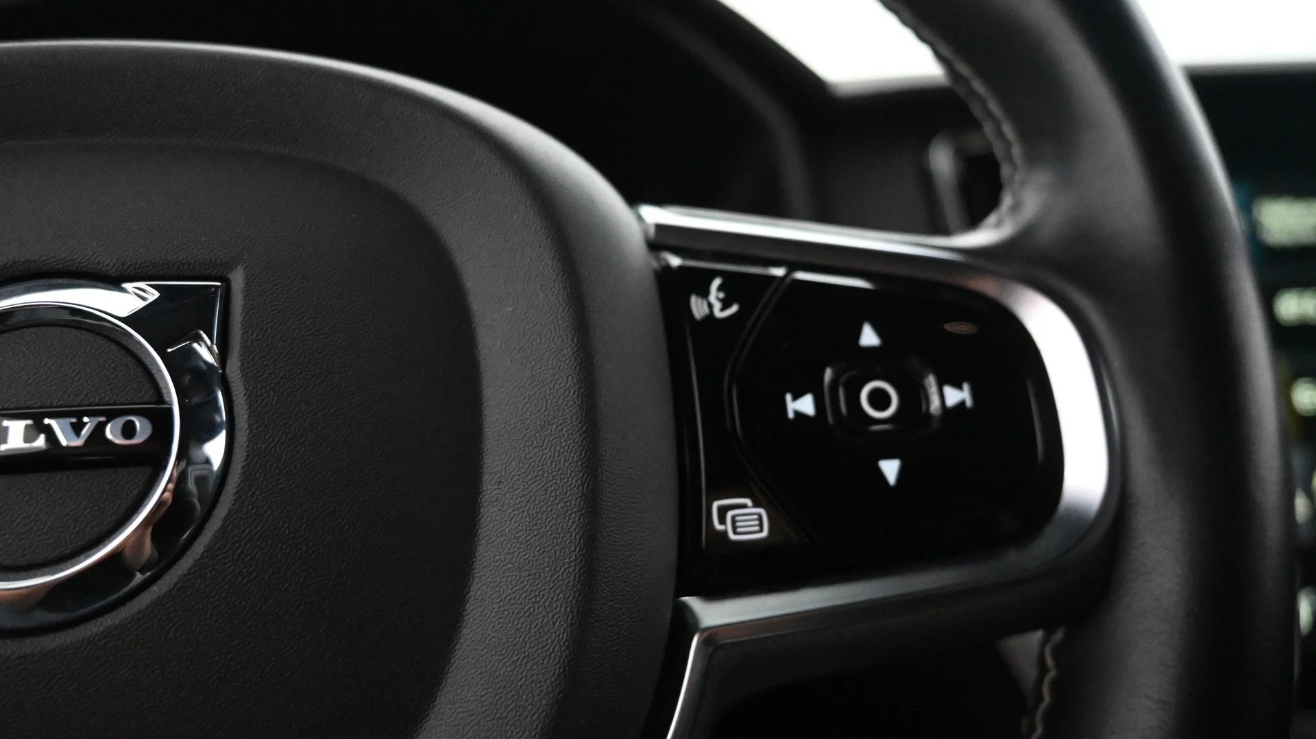 Car Image - H9cGabbJAARfEECG9hVCO