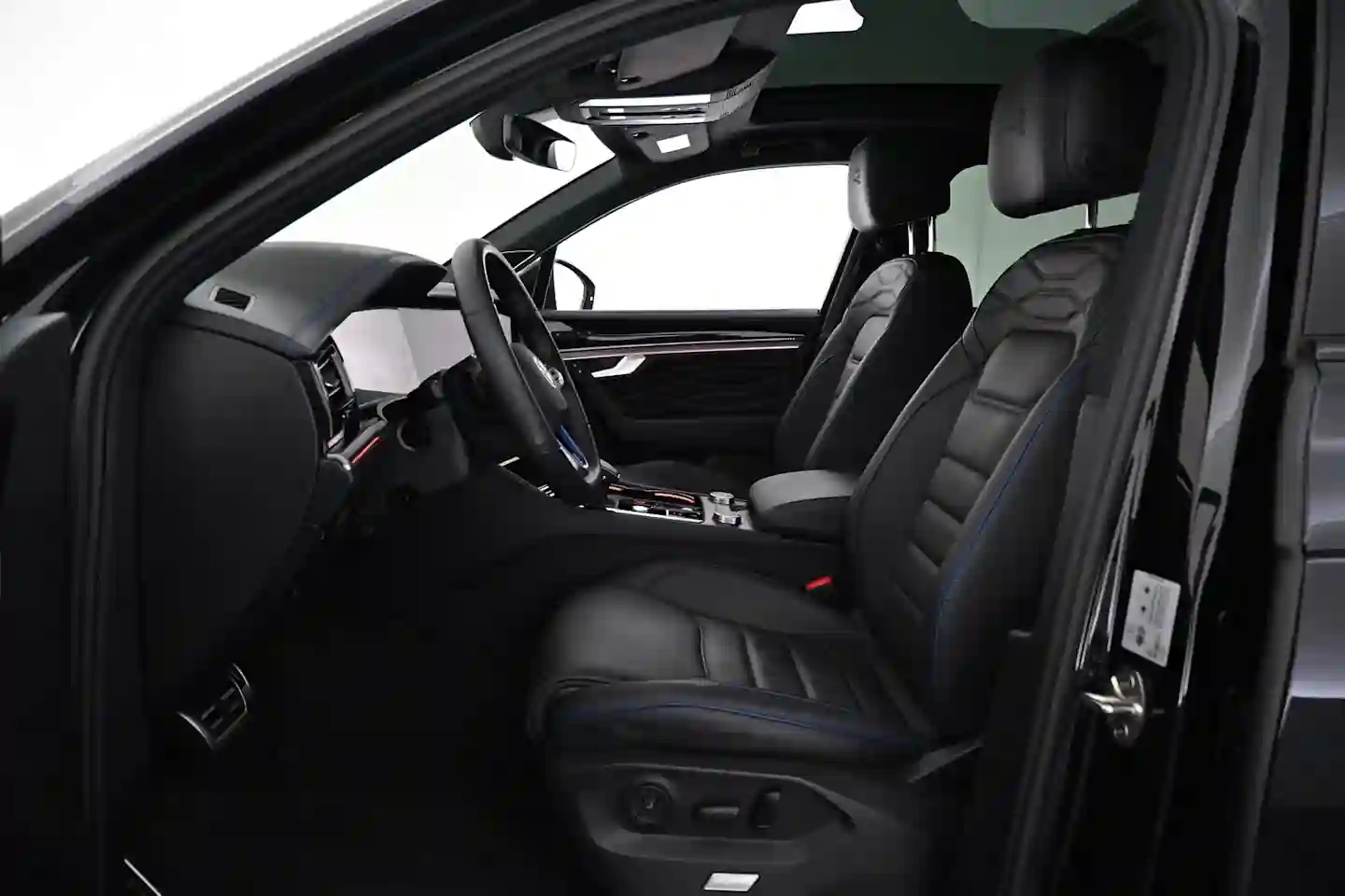 Car Image - 3cwf9xllwig3ahXUGKWHm7