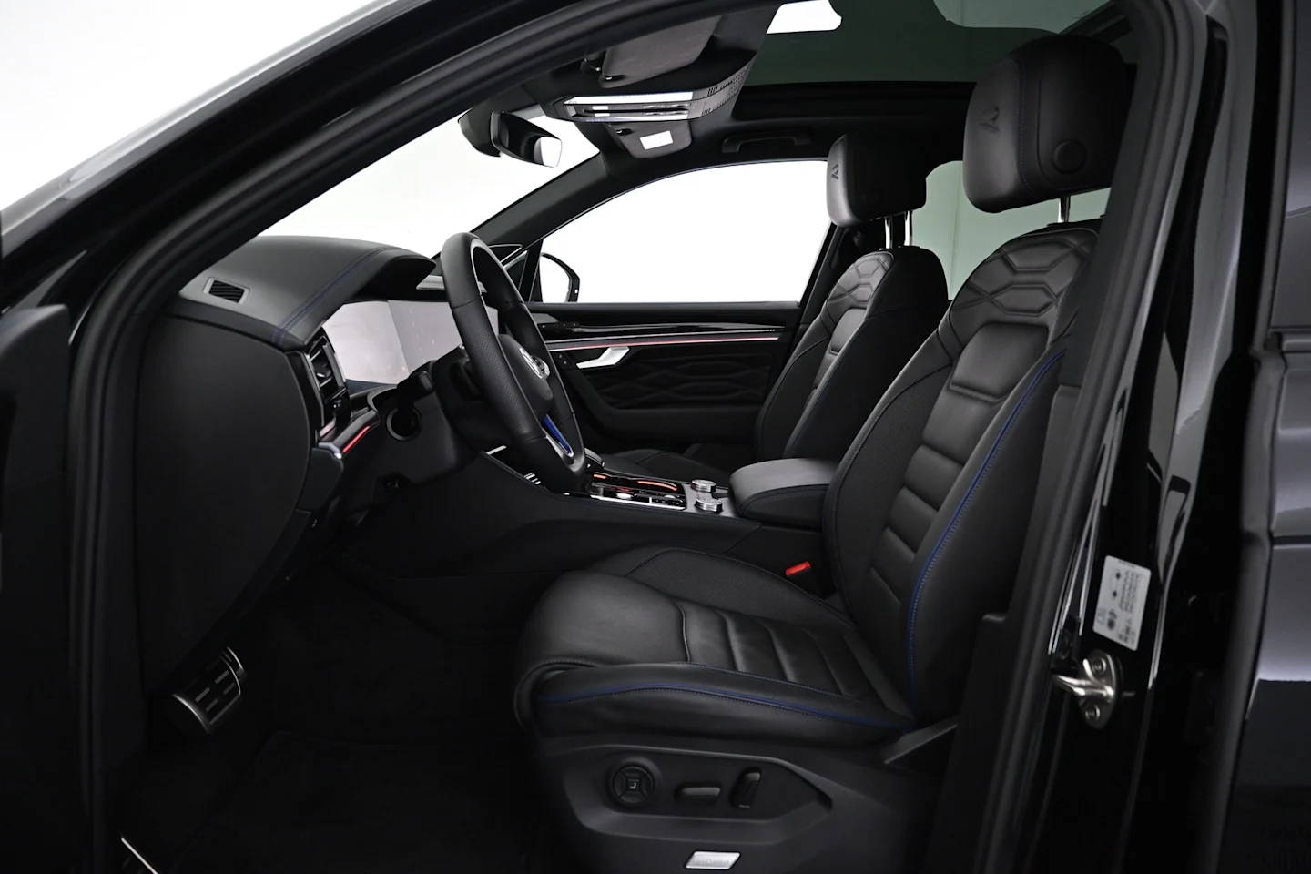 Car Image - 3cwf9xllwig3ahXUGKWHm7