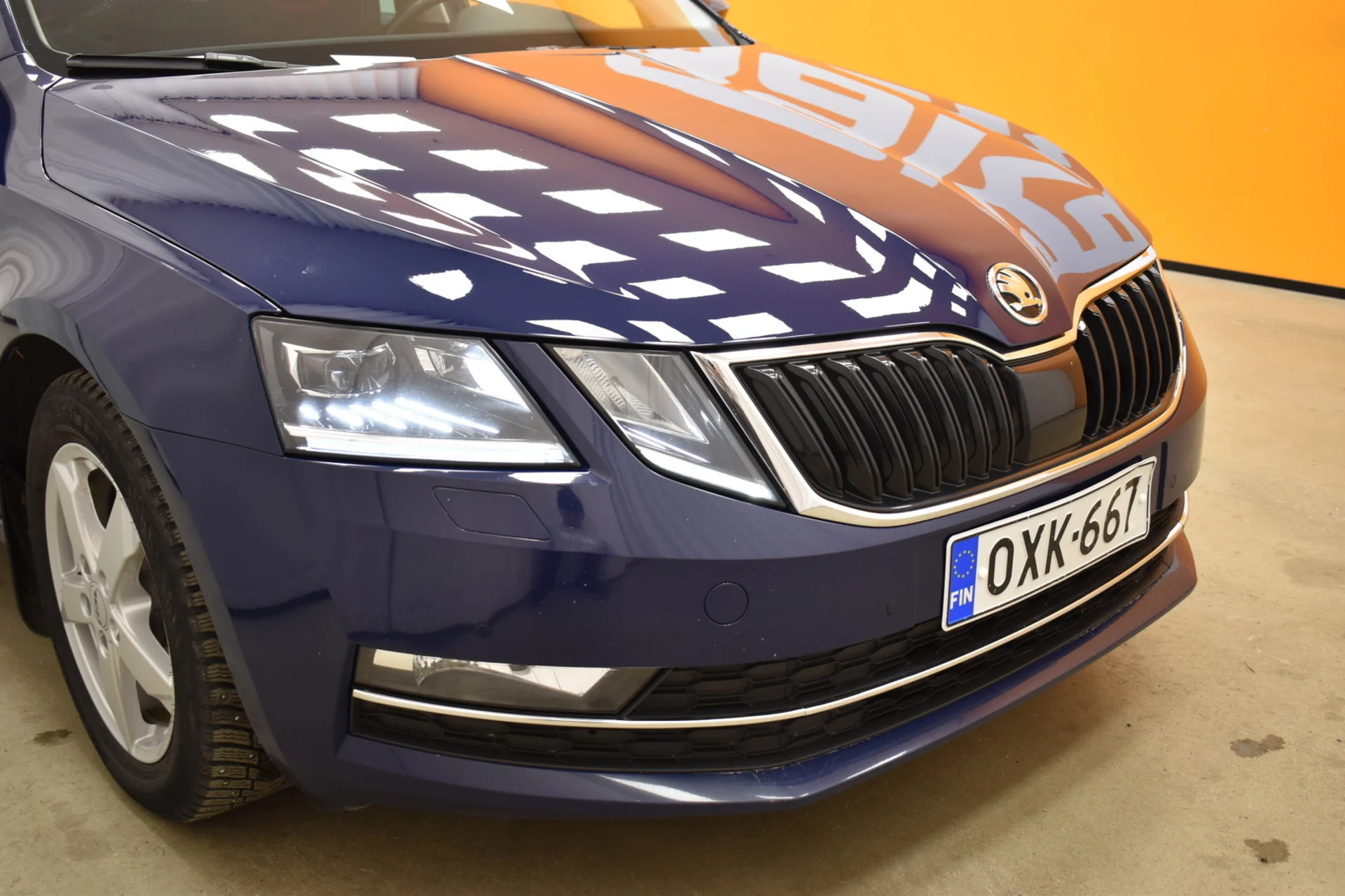 Car Image - 1Rq7IawoLFcmRvsv87PvUB