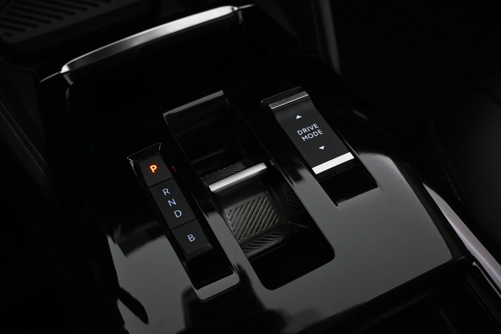 Car Image - 7KN39Bv1eYNLljprvVXGrI