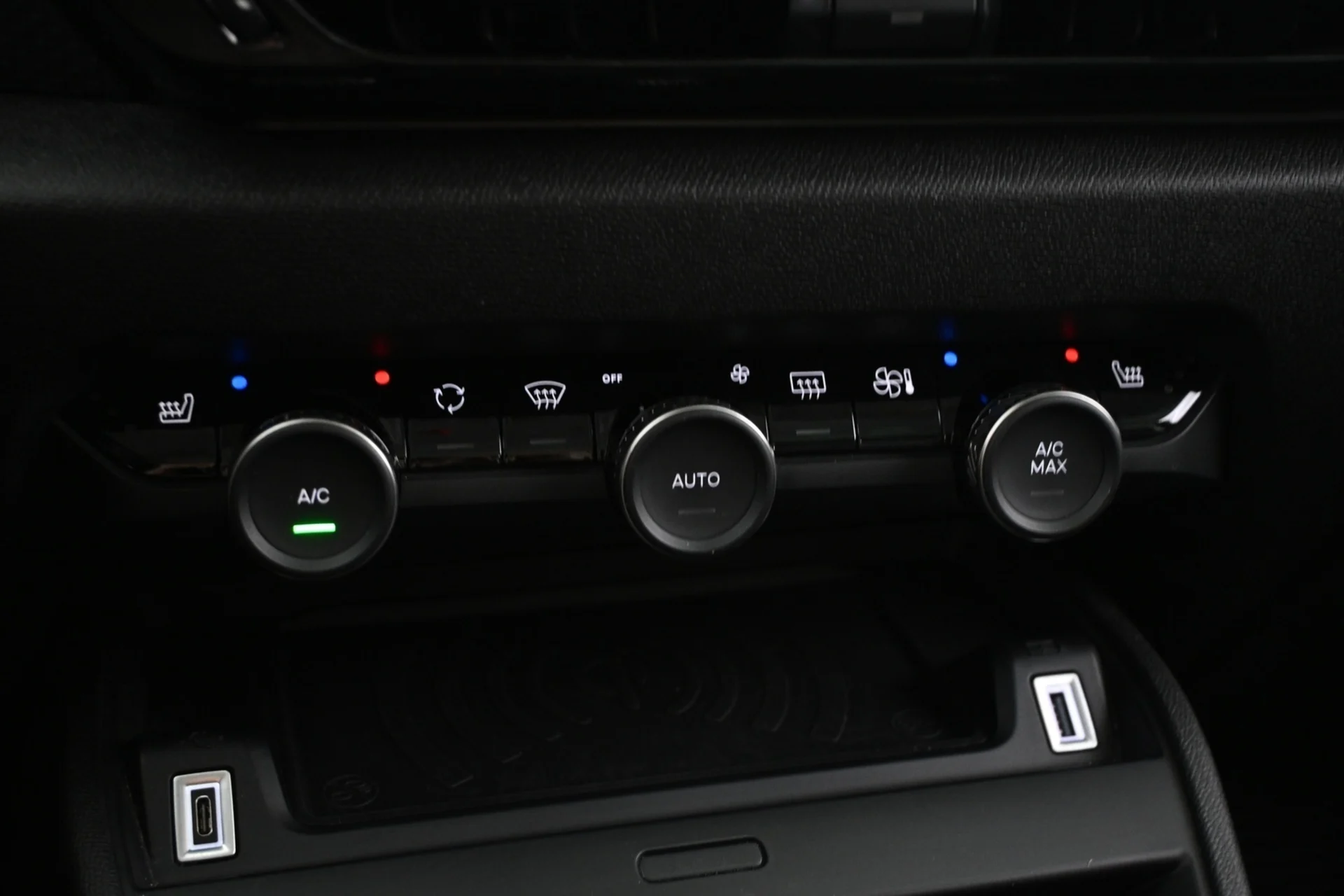 Car Image - 7KN39Bv1eYNLljprvVXGrI