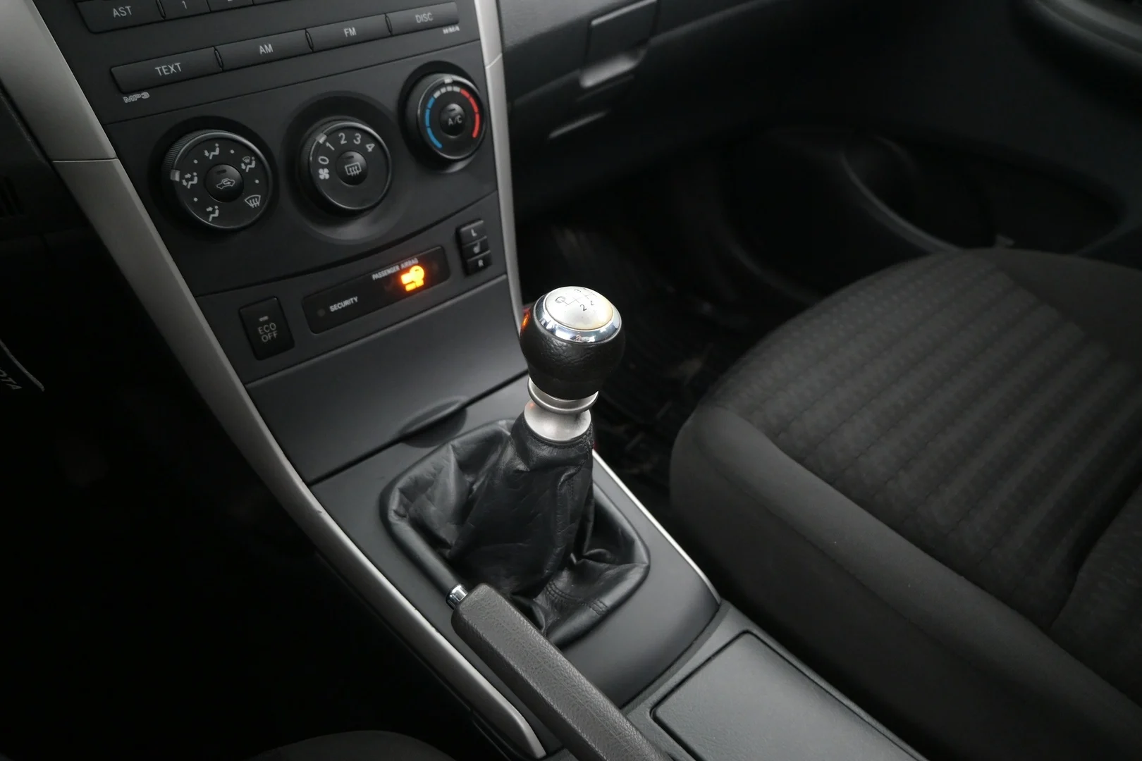 Car Image - Vr9PNiUCN4YOSUn0a1YUq