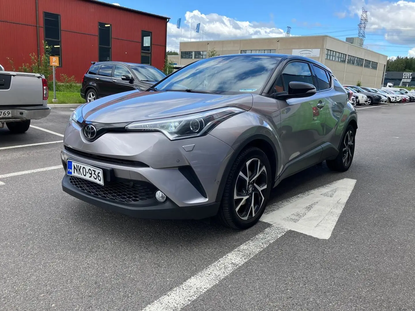 Car Image - uXzxX4zR2NHmZcQO9Of0u