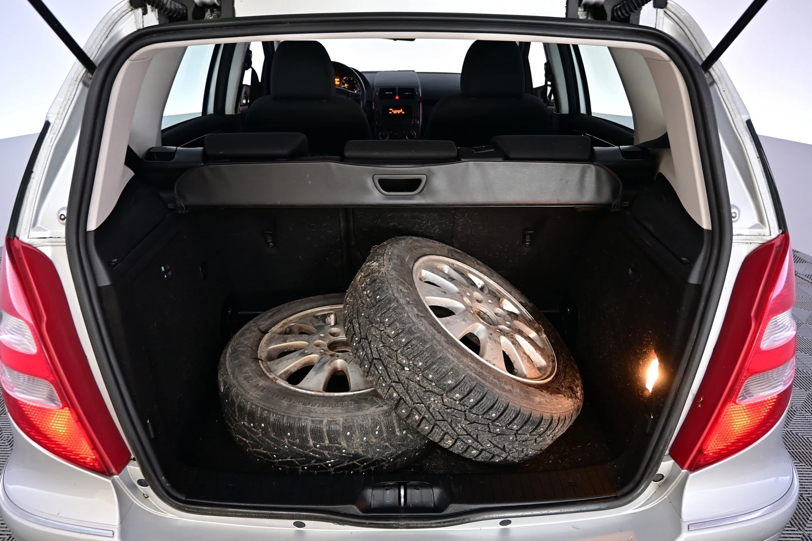 Car Image - 5JHFGprUDx2Itf7MFl02Ku