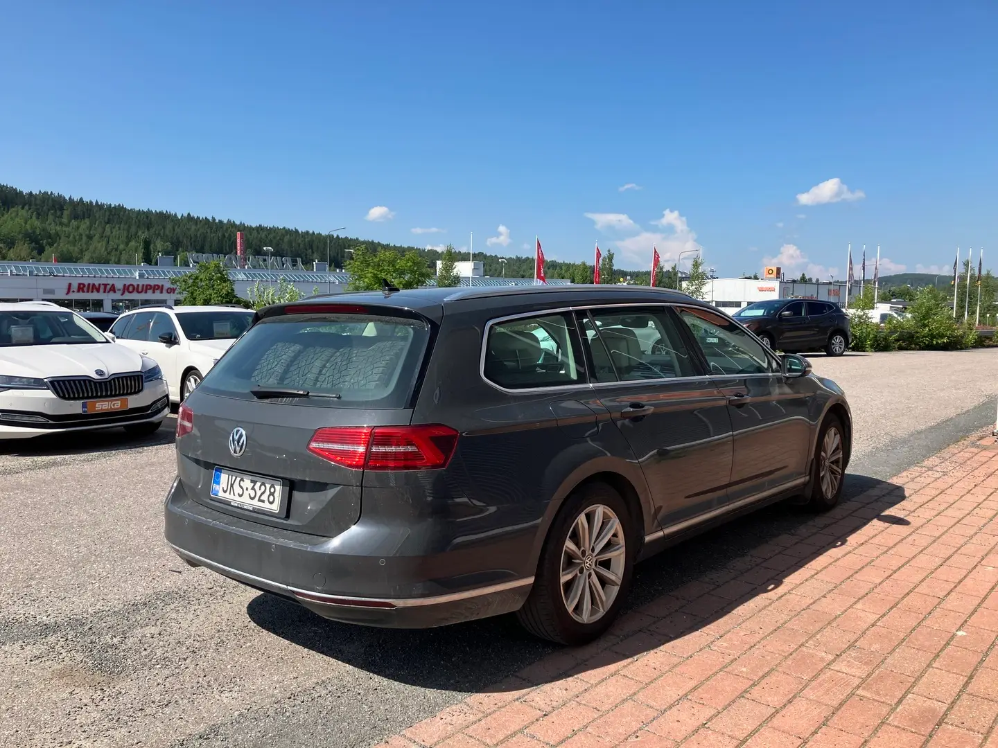 Car Image - 2o9VFTjmKd159wbLY8UTSU