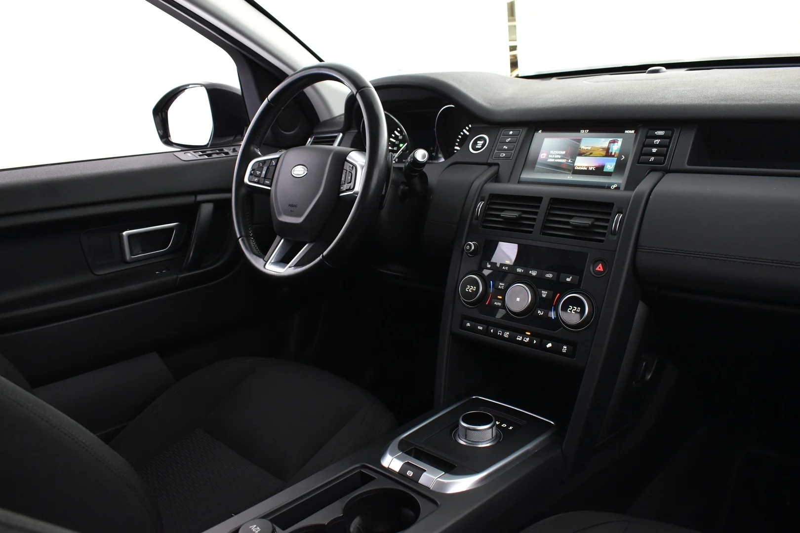 Car Image - 3SZO3SxWACFhqDYXah2BHE