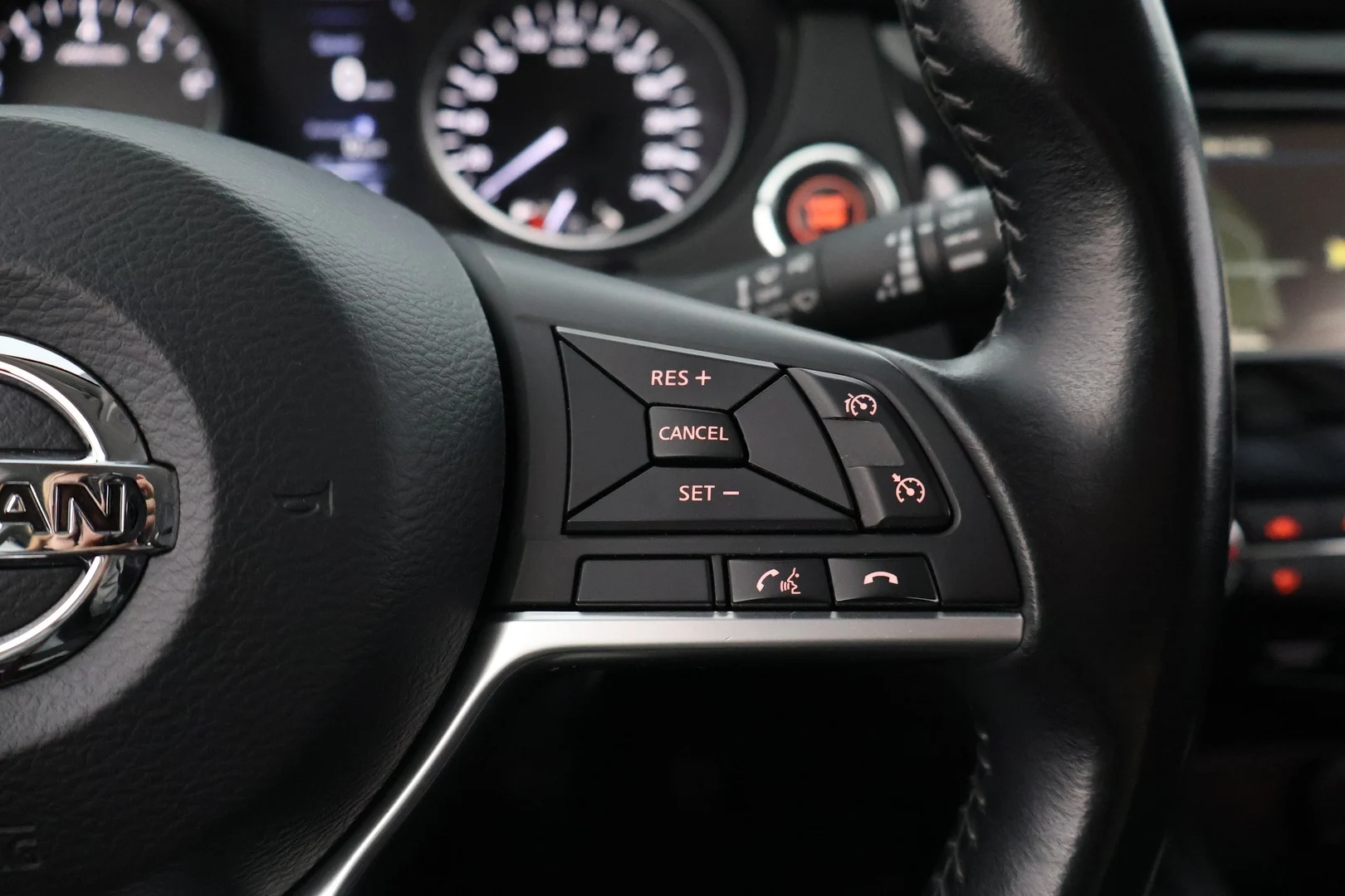 Car Image - 1OksG8heH5z9fONwzmspSi