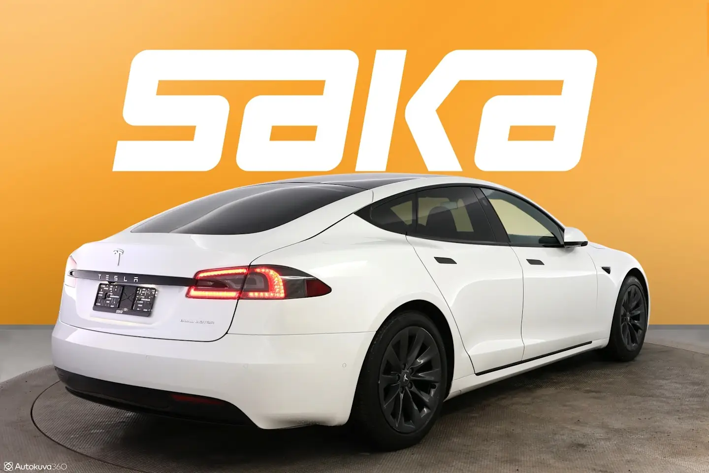 Car Image - 583G0ag8Vzekd8d5Lwxrlg
