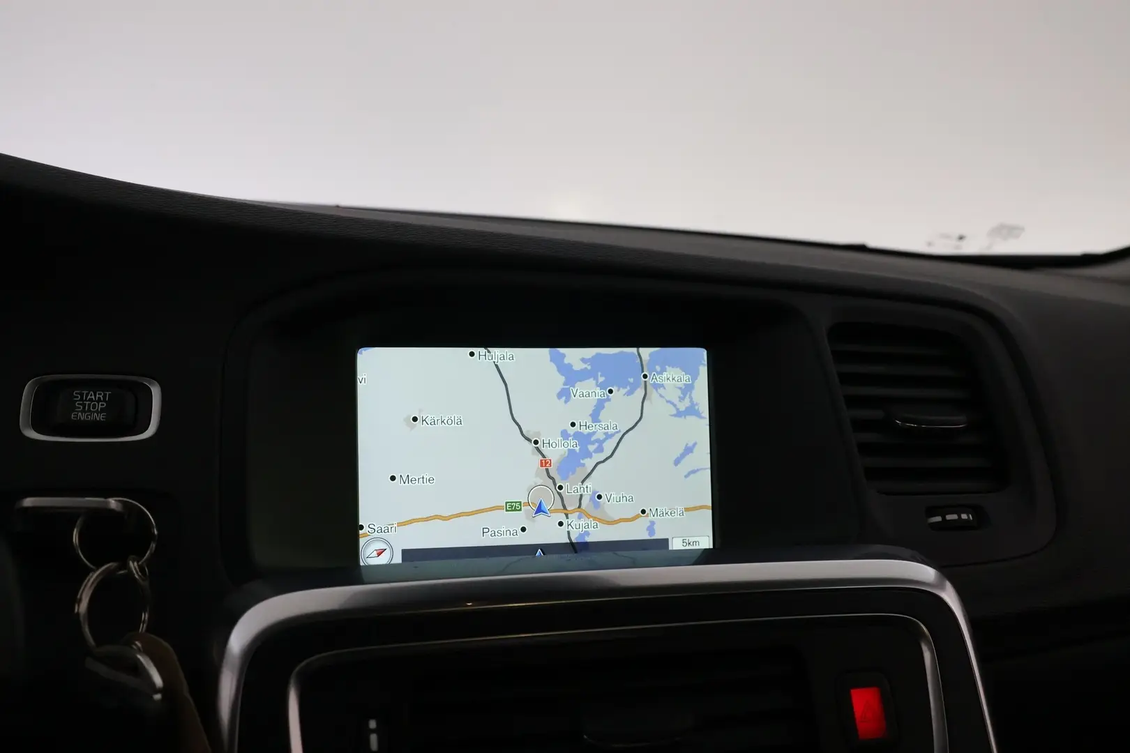 Car Image - aZ2Ox50upflCNbAp8Aheh