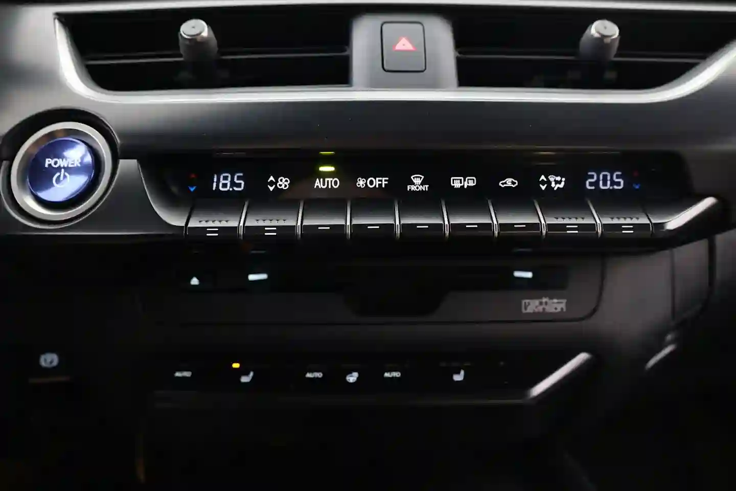 Car Image - 5W3fYYVt907P4hv1aem1RE