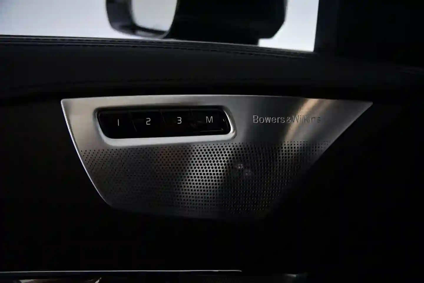Car Image - 60AjwsUXT6zgZrcHPcfuCD
