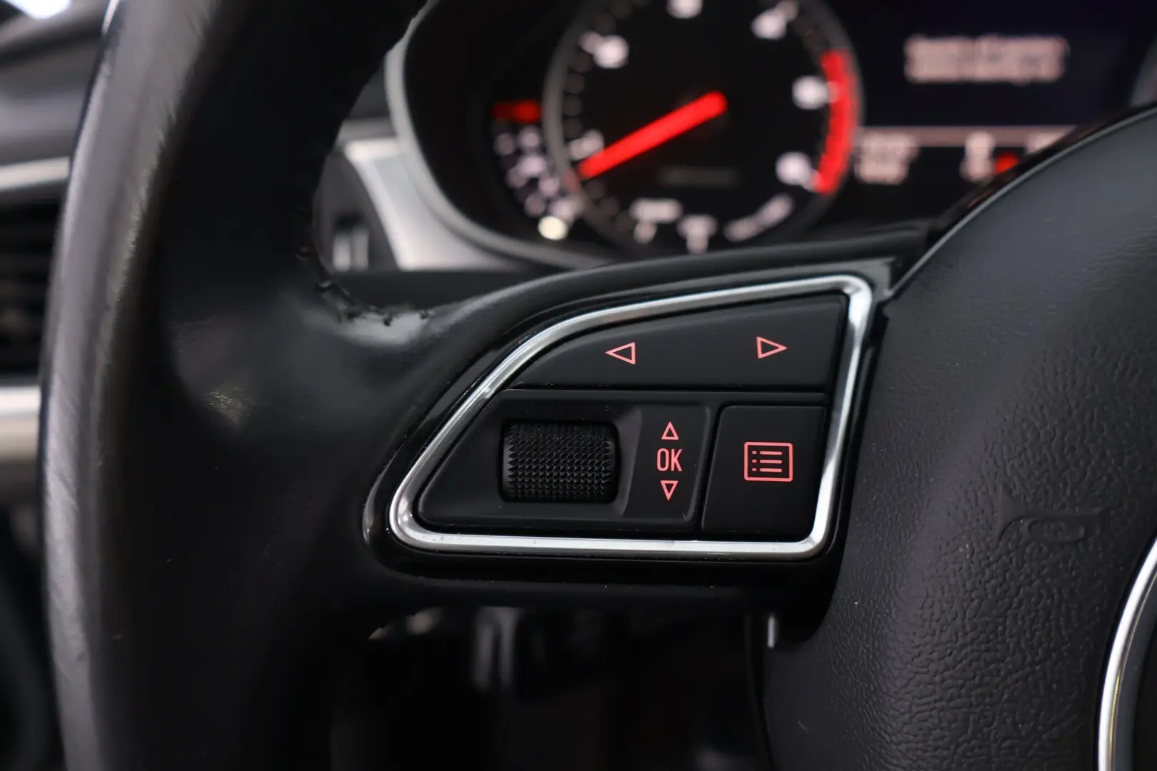 Car Image - 4rREyZxyrwDnVVvDxit50i
