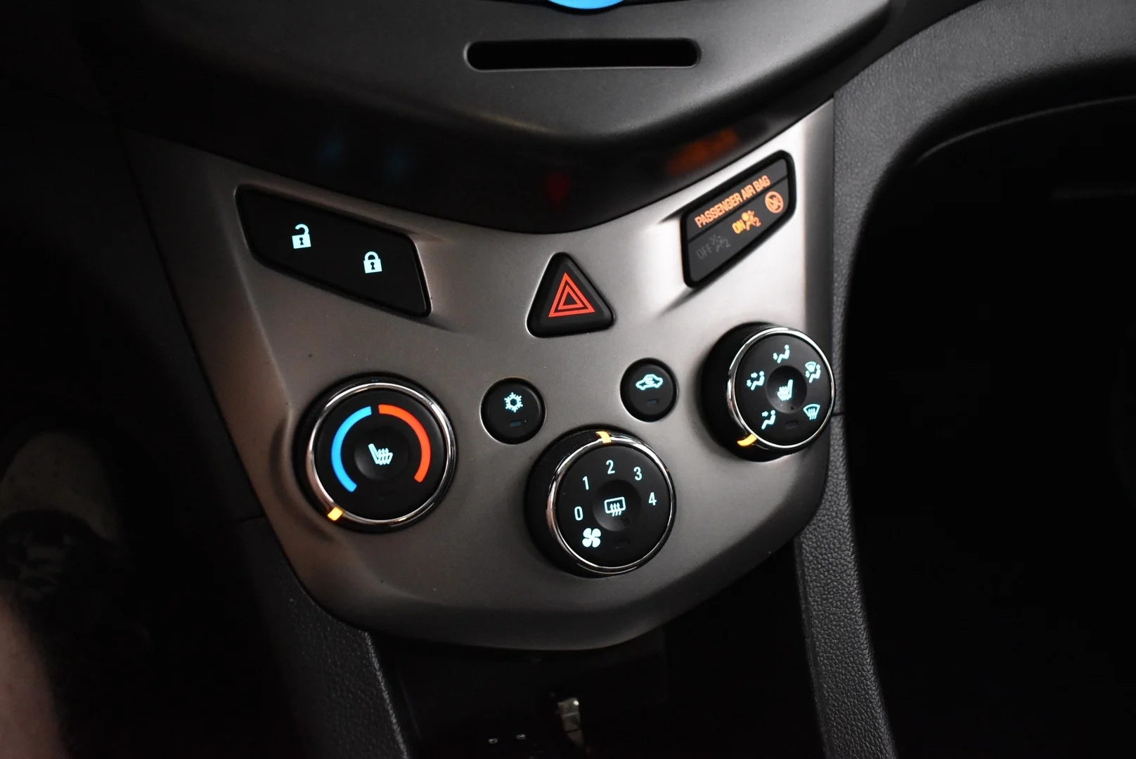 Car Image - 6fZfIV7RU5tKGJwkVlqDVs