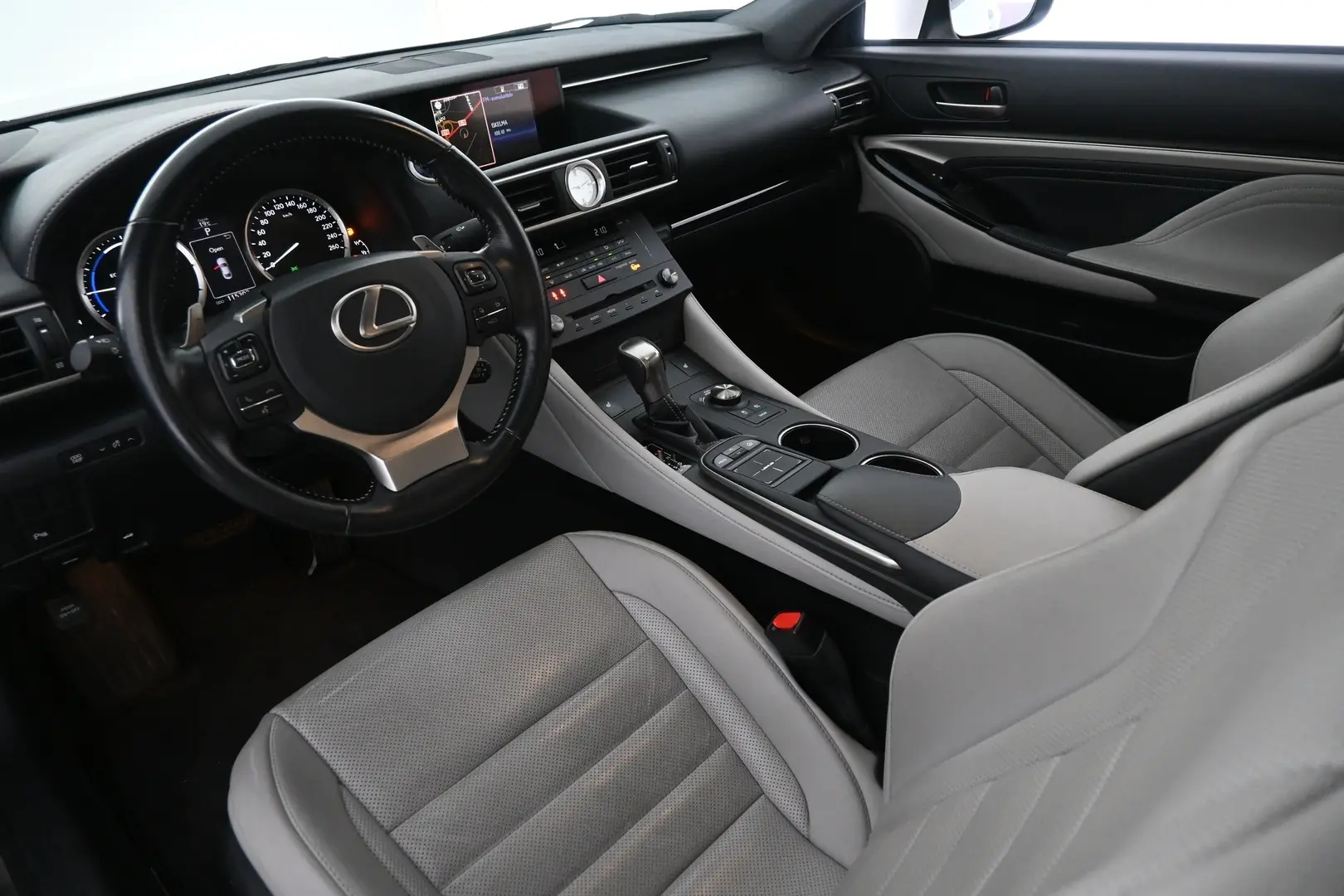 Car Image - 6kVA6FvrVDqAYJcdq6CEG1