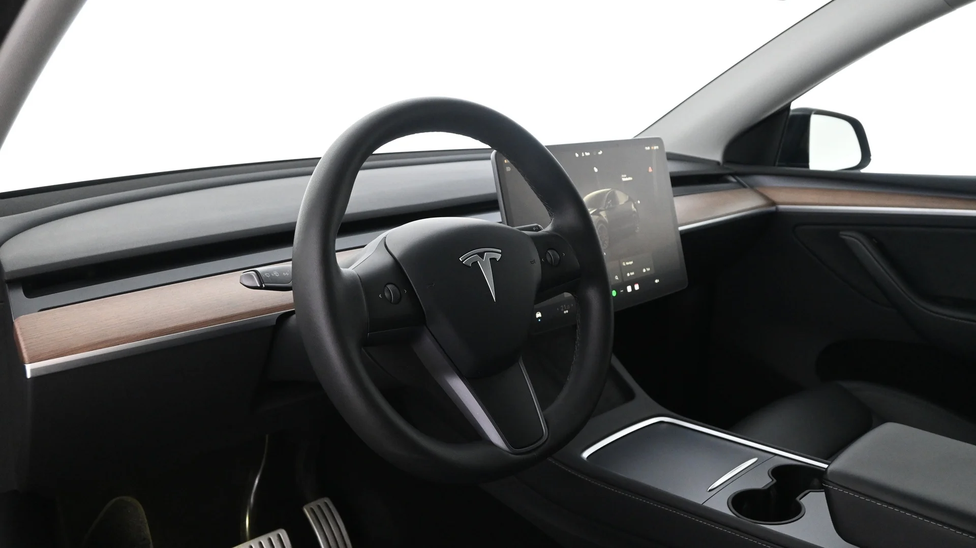 Car Image - 4VrGjU8mFP772Mx64FDI7g