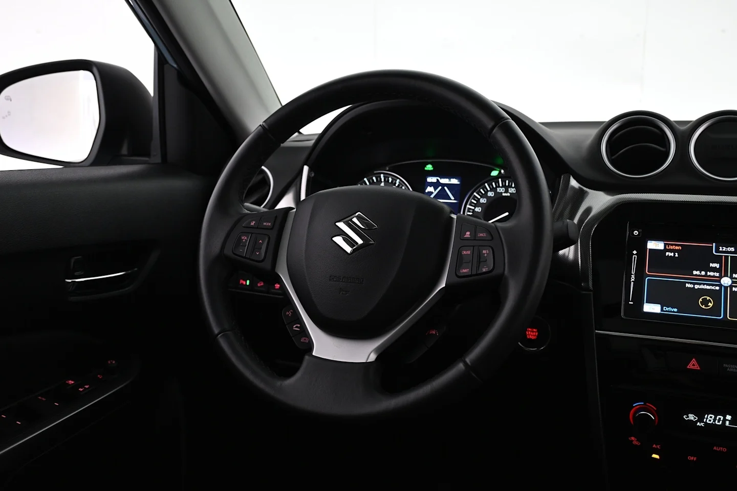 Car Image - 3M5iQHeZPfuYtaSA9dps8m