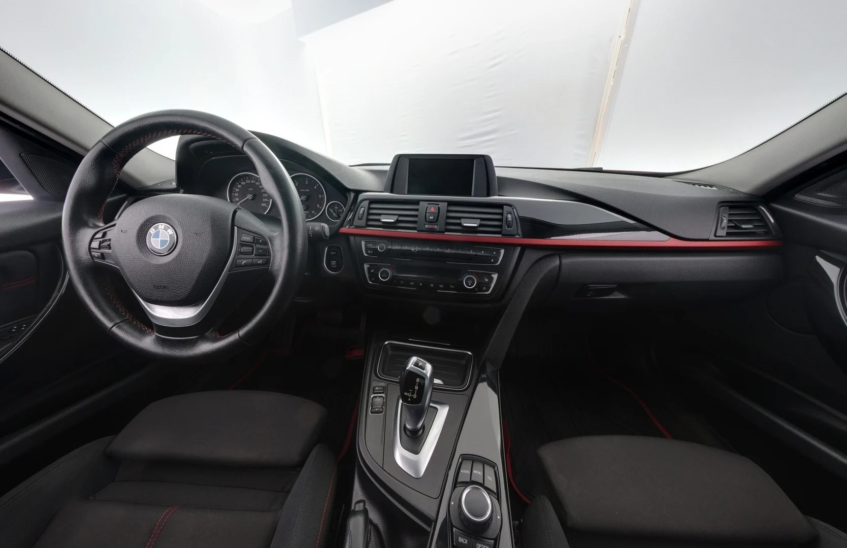 Car Image - 7MbcAMz1YWCItbCRz20ik9
