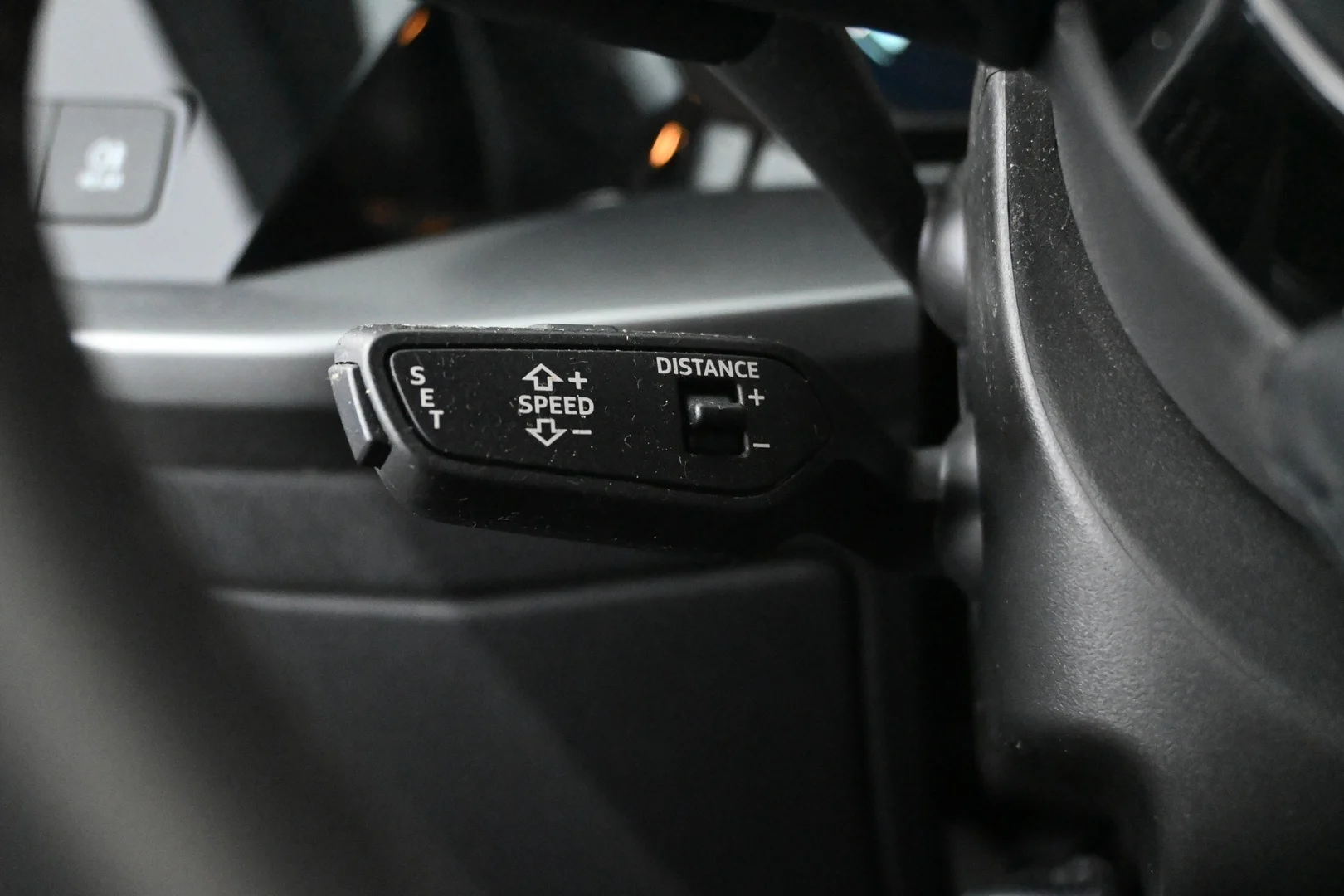 Car Image - 4Yiss8GoI2kgI9dZPDs0Nu