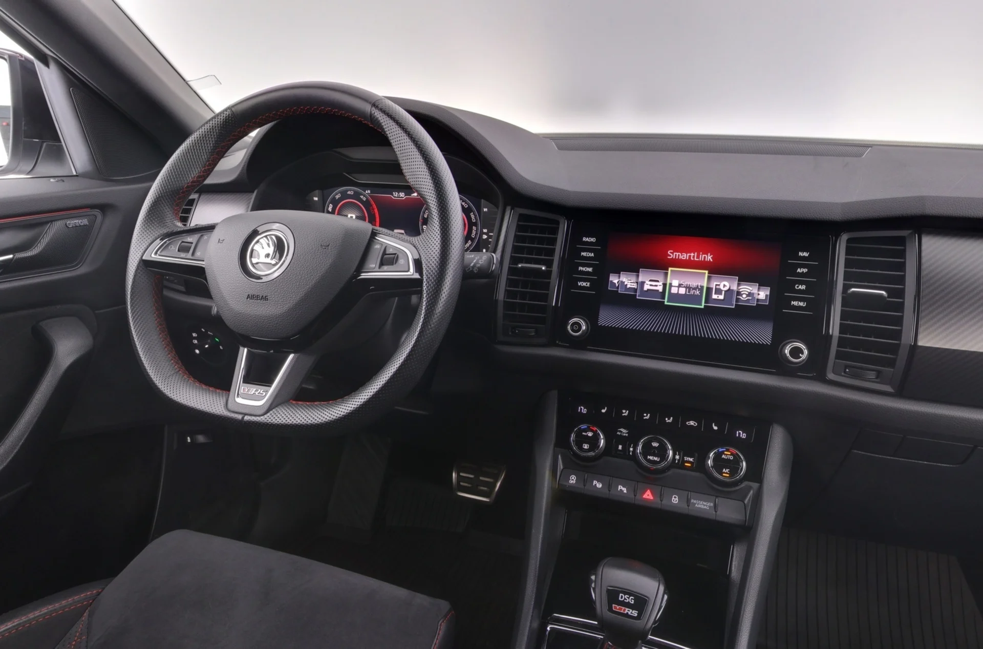 Car Image - 4kWf4DLbzT6Cdh8F7LGxhS