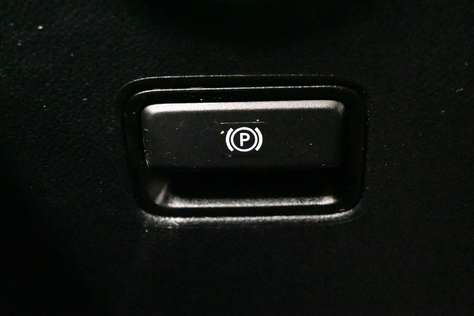 Car Image - 6e12SwmDnWu769yUGCYequ