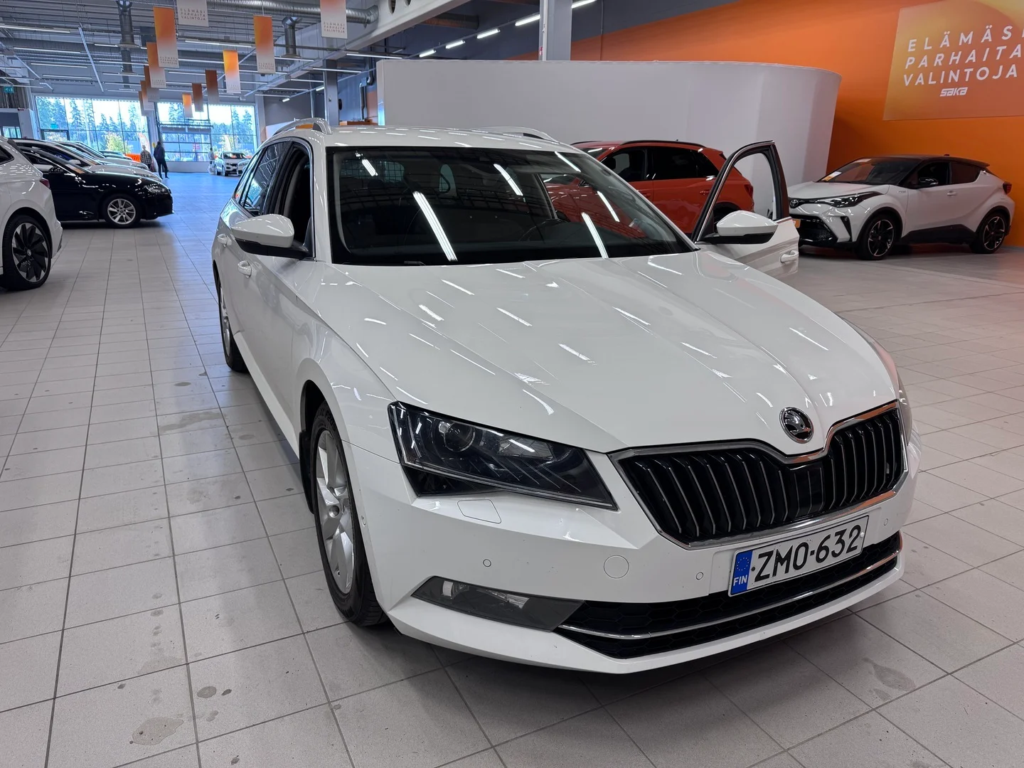 Car Image - 7flGEv3Z9PigMEWwLdmJKr