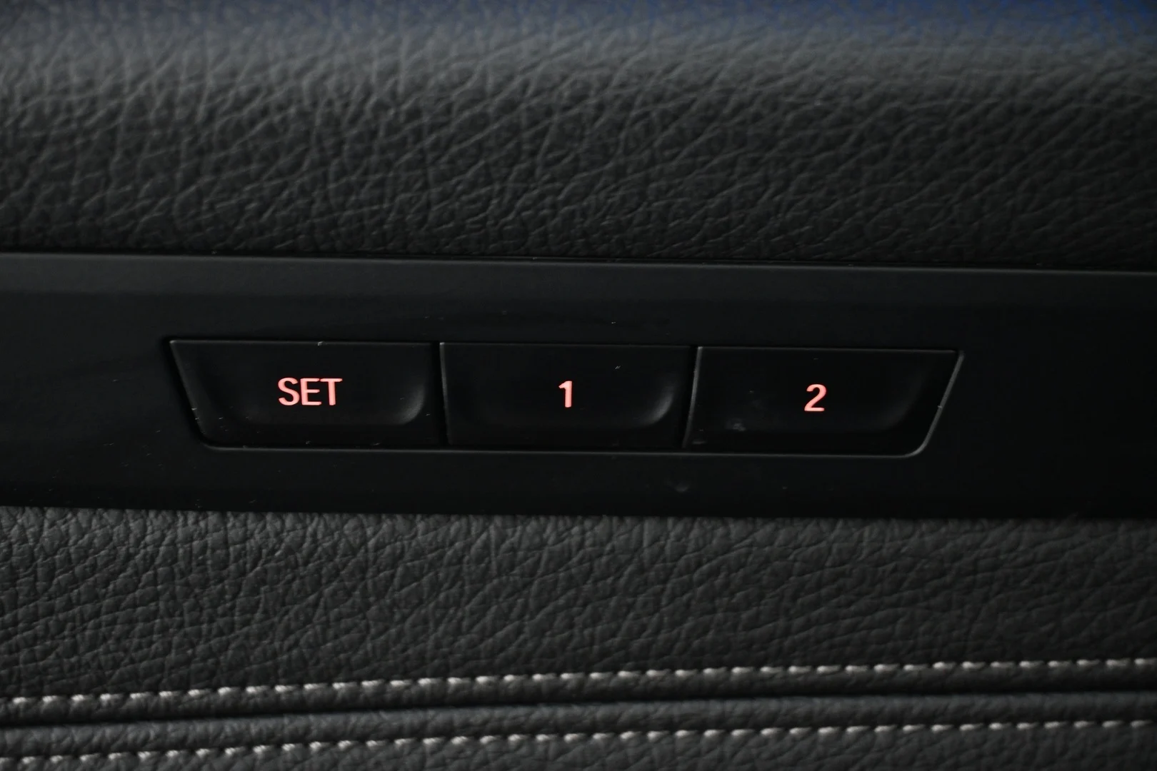 Car Image - 6X7GuwaxzRlz0fo4sWSbly