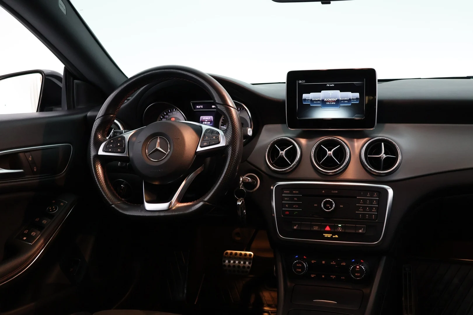Car Image - W919zS8GT9S4TUlCk6U7i