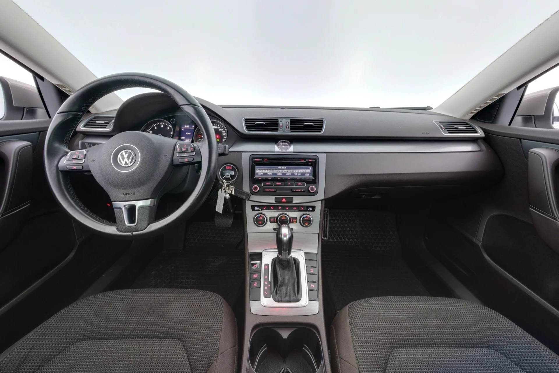 Car Image - sY1q2V1hTCQFqTrUqcoHR