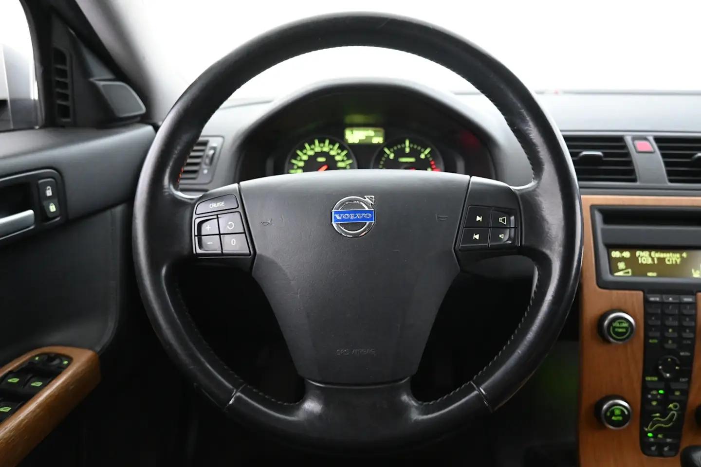 Car Image - 26B2MIjldHAyTR1ODWup8e