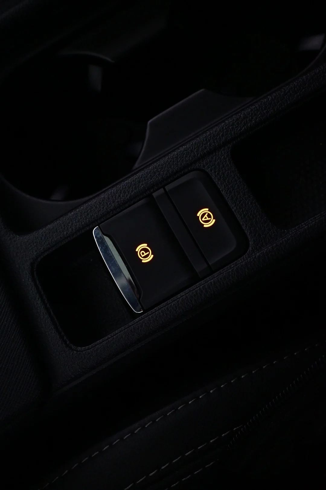 Car Image - 3Pv3eAf7zdrrwhhk27njfv