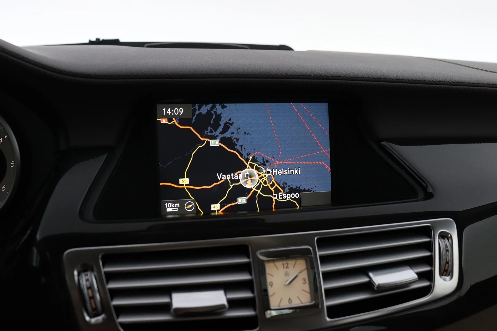 Car Image - 2I2Nt33BPcqbxqbzT6GrbG