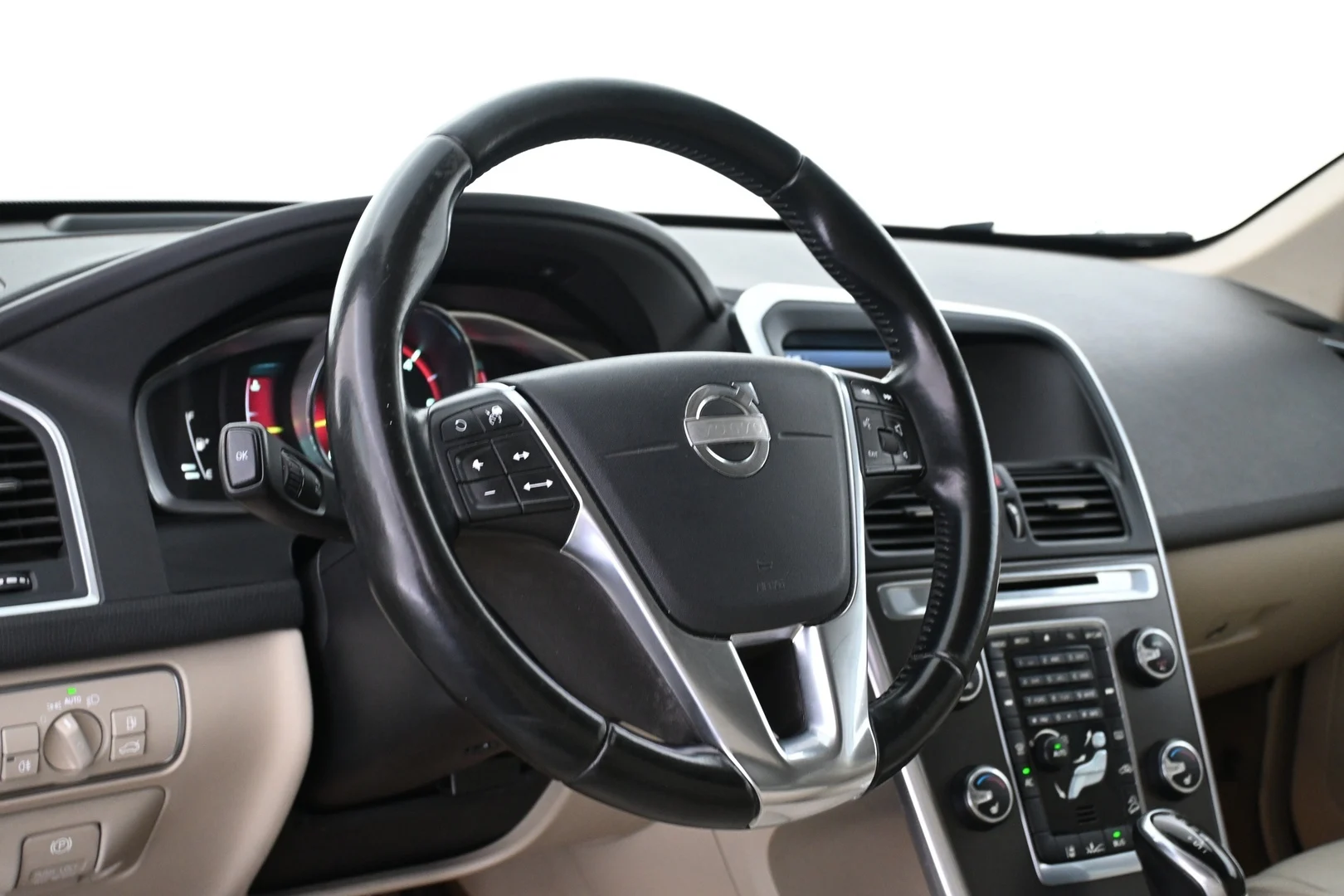 Car Image - y5nOL0s5jZolbNEdHHxSq