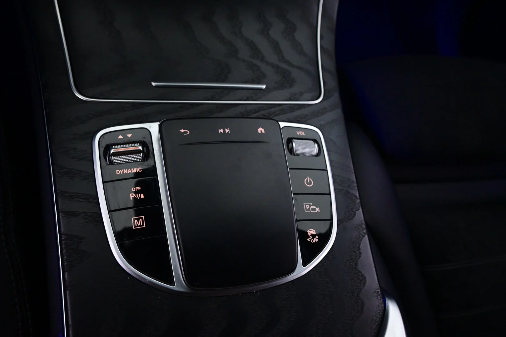 Car Image - 56PTUY2JDRwIOvEGZOq5JS
