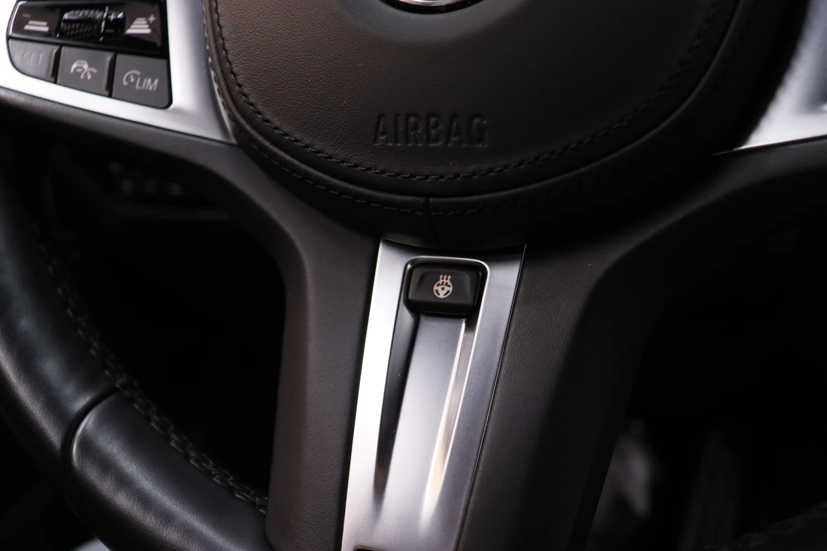 Car Image - 7jdgzPUv8iWOnO3XWdvhPH