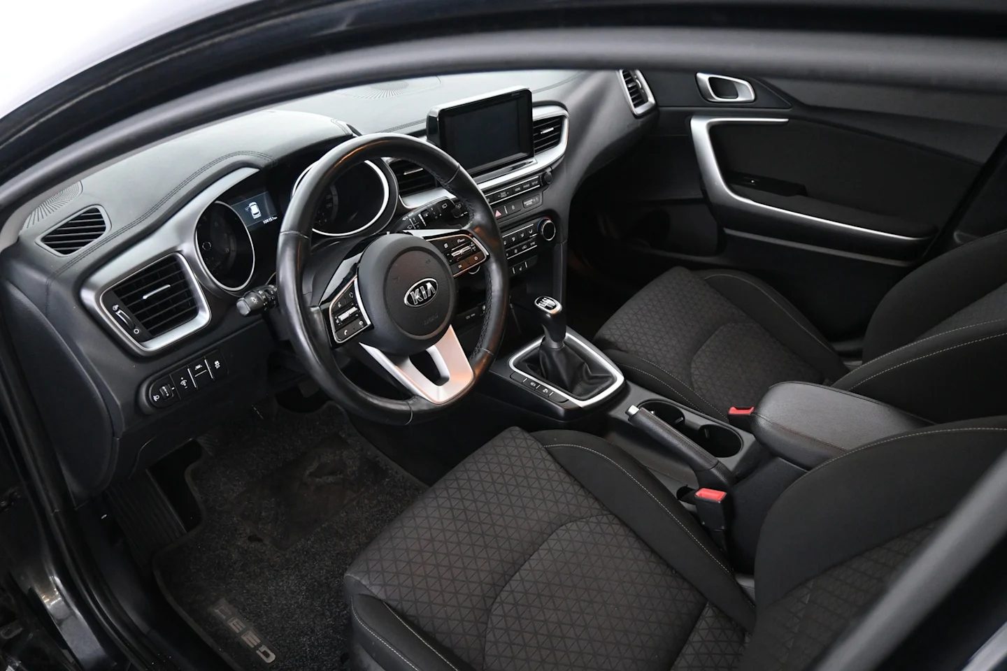 Car Image - 4dTVr2cbJpVi4IwUalf8cX