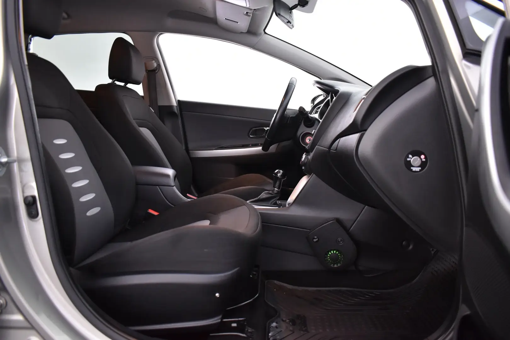 Car Image - 3j0XU8vDJ7kgKdkhctbg9P