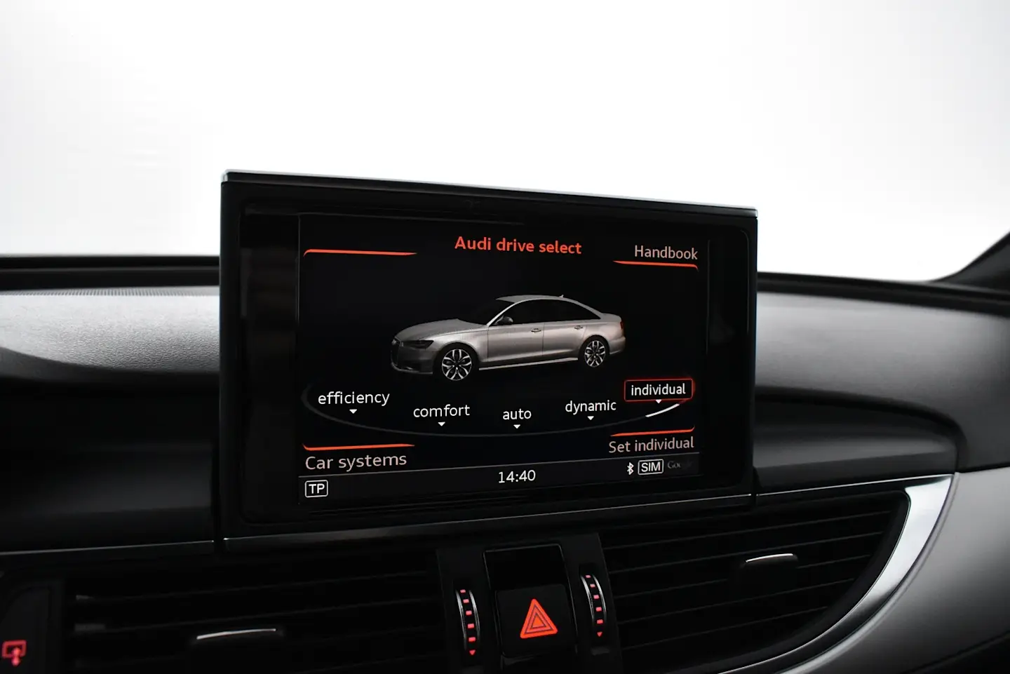 Car Image - 4kBumoMXvPpxLyhN7wTDbZ