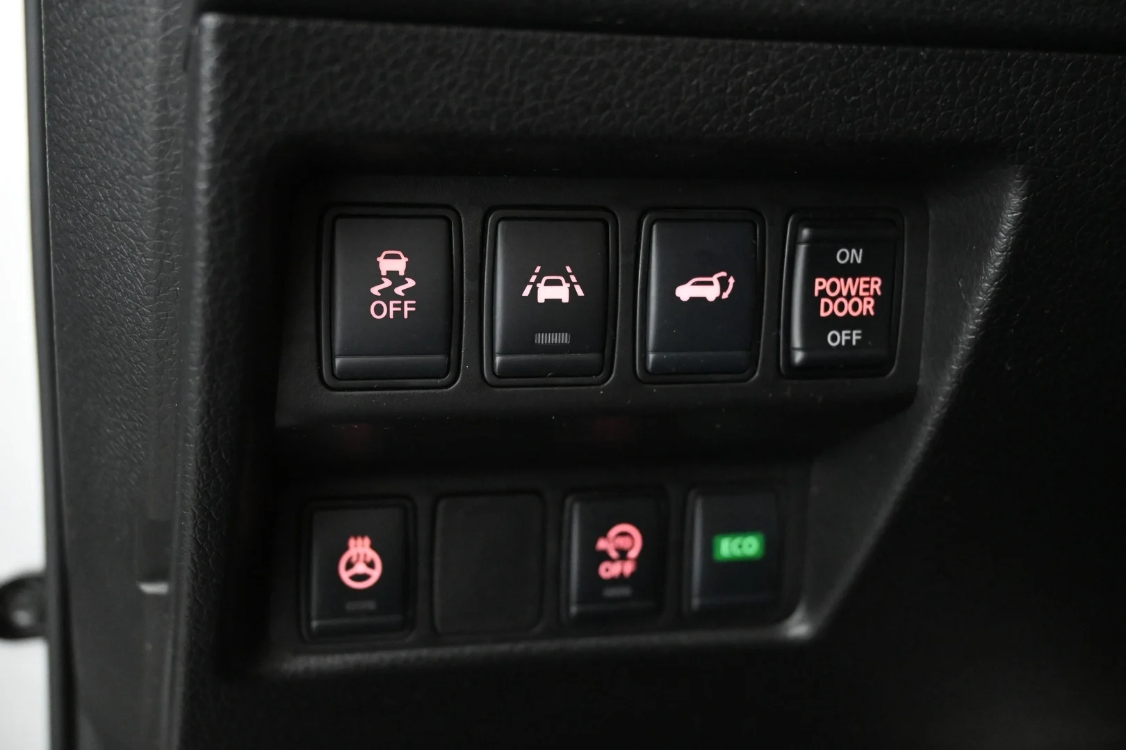 Car Image - 6HQPVq4ZfPA44SUR1ucDZe