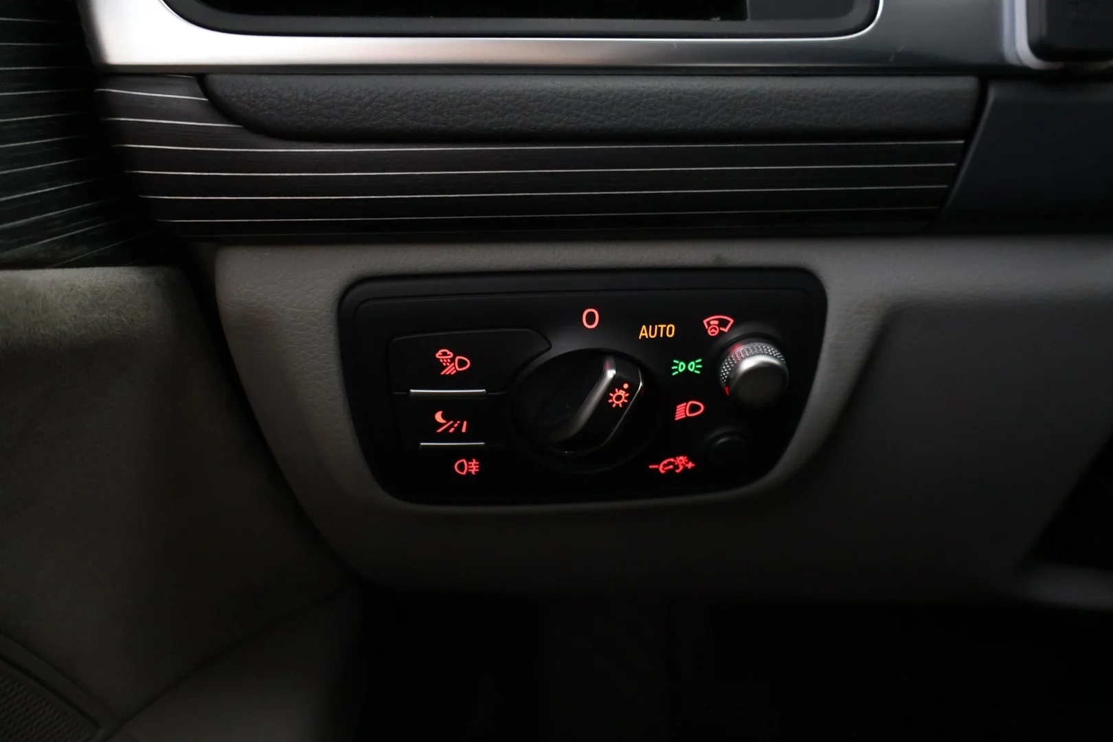 Car Image - 49vV66aHgjr7UZKwRINHBY