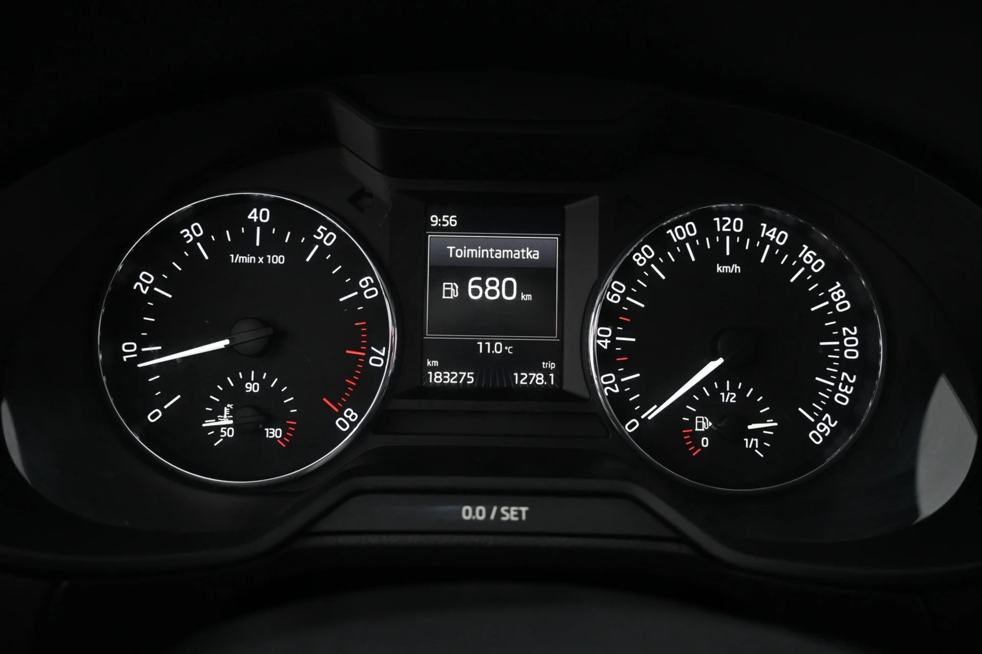 Car Image - ggi6FaqaENbQDowsZVg5Y