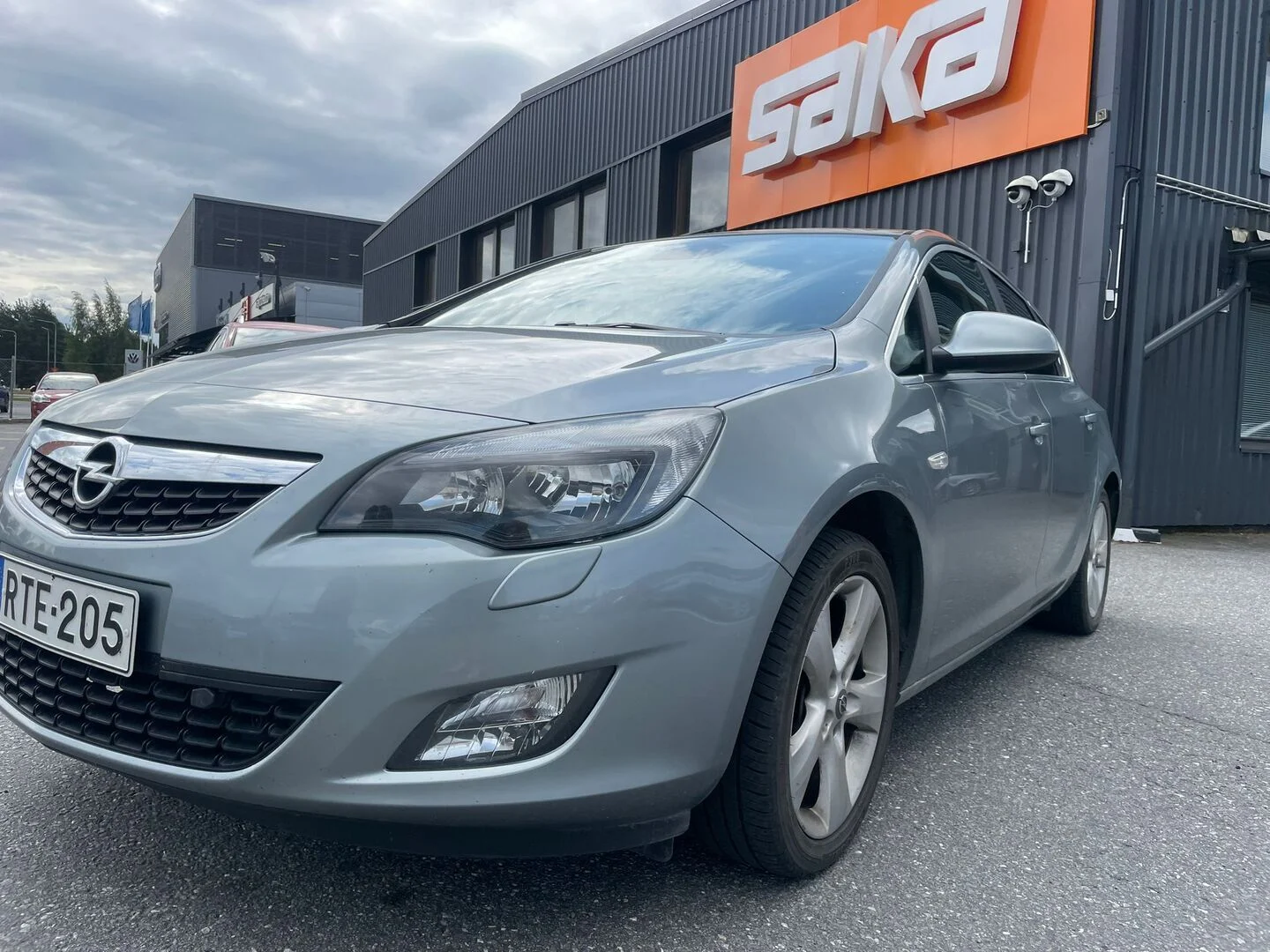 Car Image - 516OThyLszsOsQk9JB8dpC