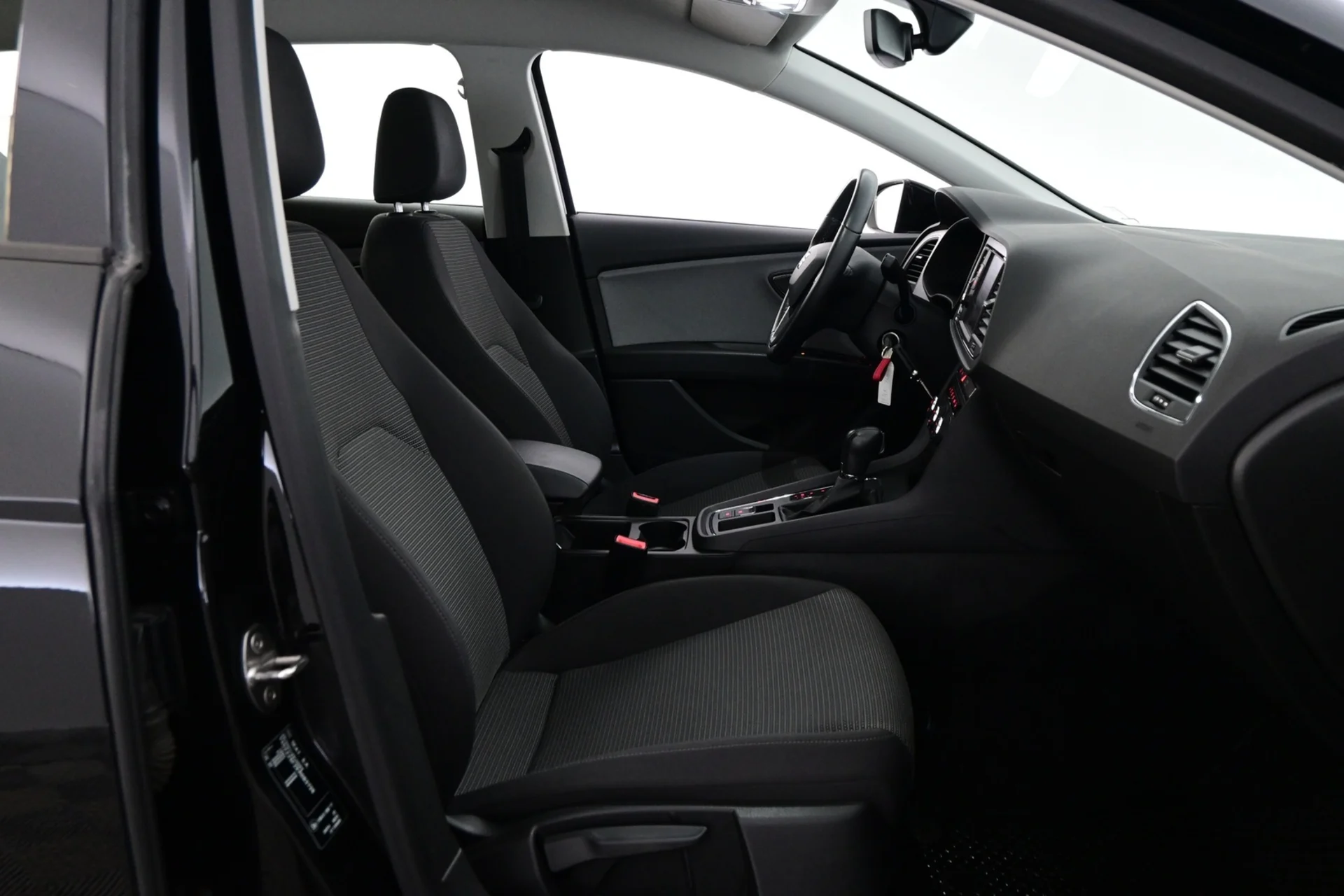 Car Image - 17tF6SxMc5lR0NrBCLfHqv
