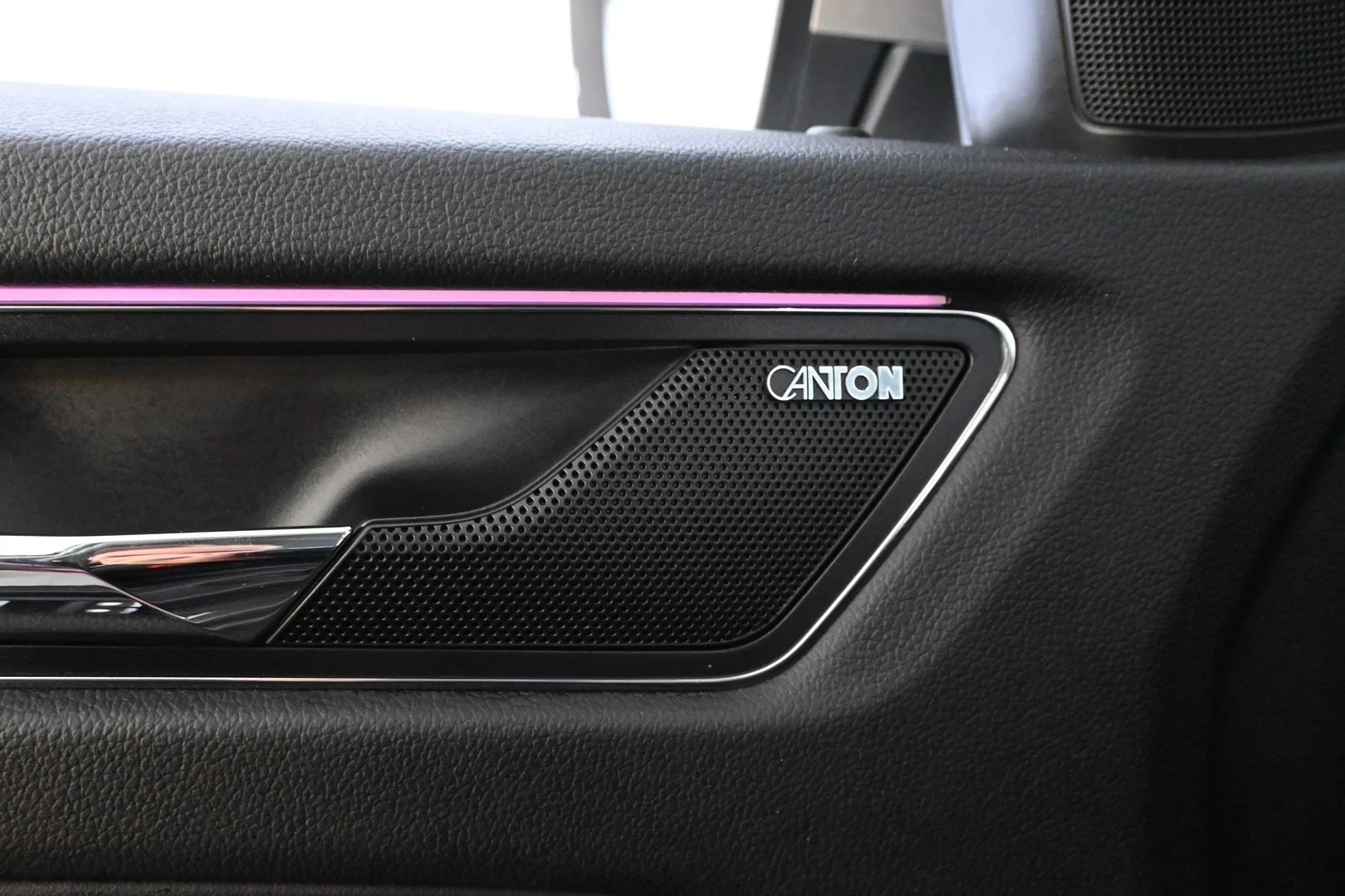 Car Image - 2knnROGUucRrAJABjut7Qz