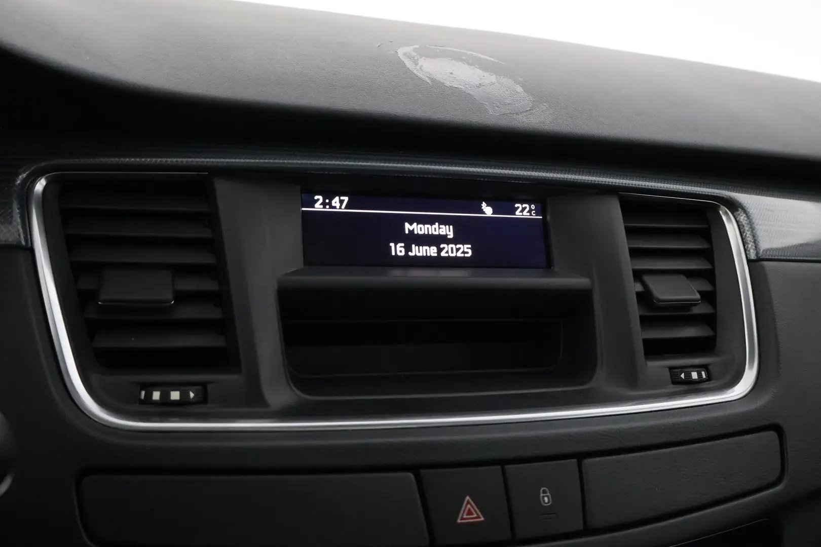 Car Image - 4fyZ1cAwnXog0ZQqGxkvmt
