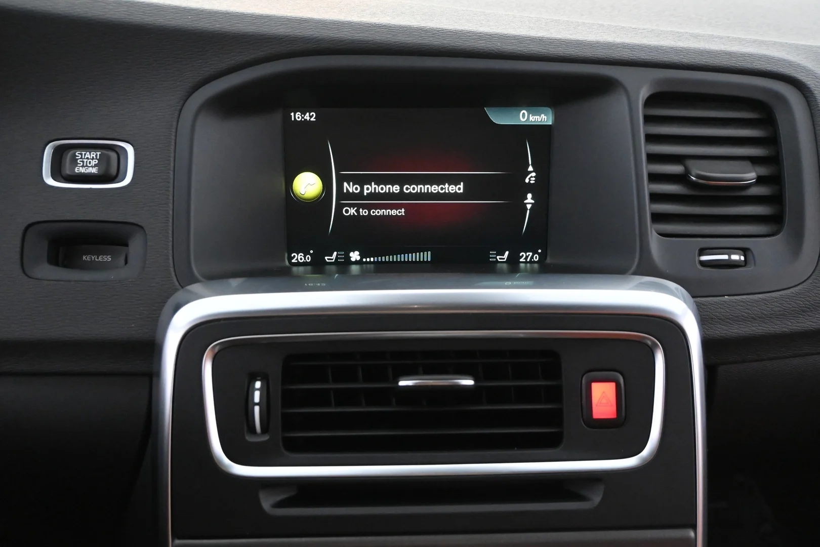 Car Image - 4VnprWJ8kZaOUMlD1o24vL