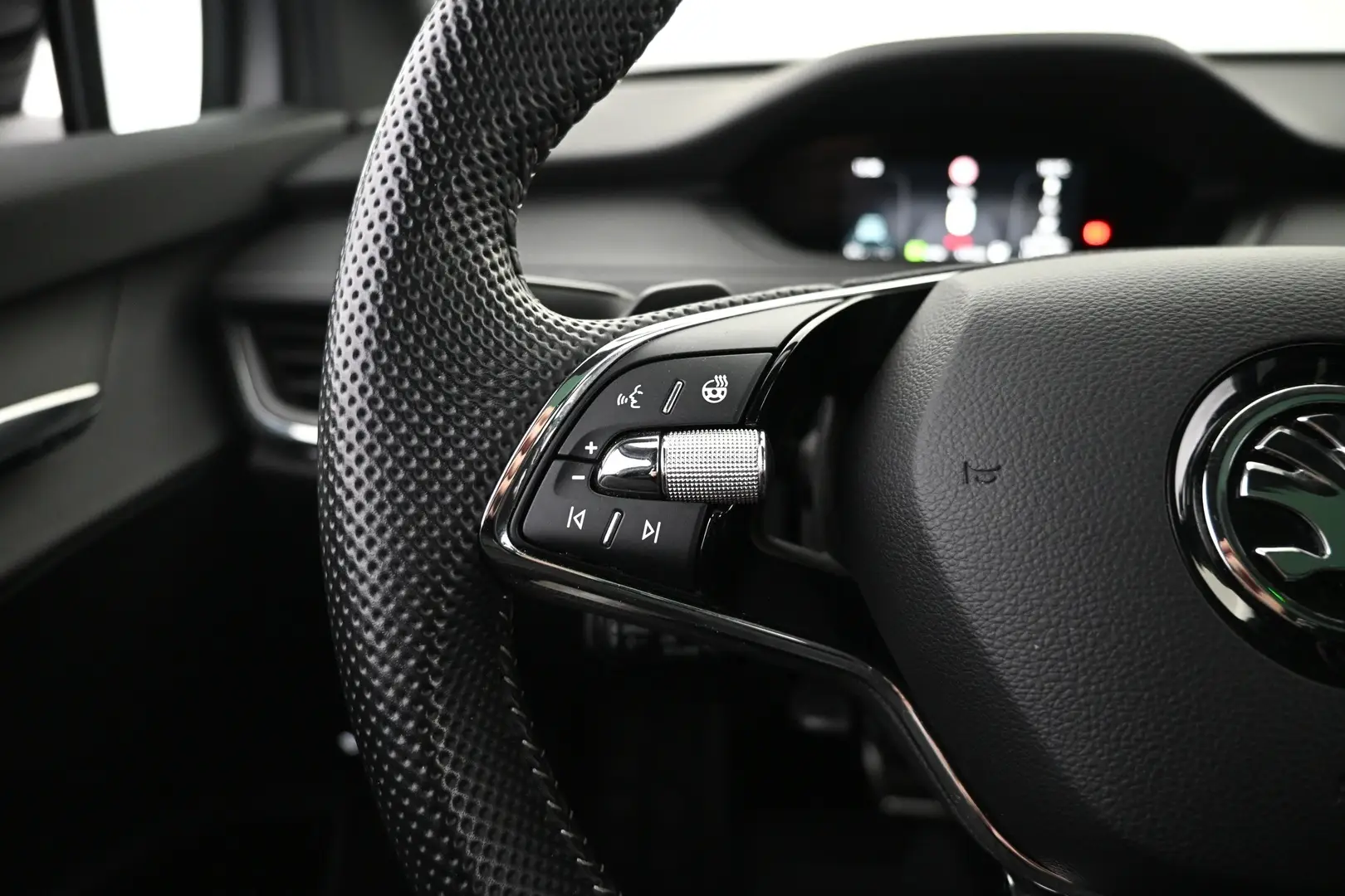 Car Image - 41FhQvNMC29ijJHXqPp1nd
